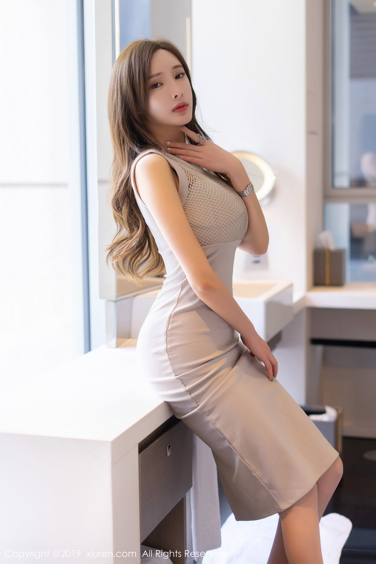 图片[48]-[Xiuren秀人网]XR20191025N01751 2019.10.25 NO.1751 气质长裙与朦胧丝袜极致魅惑 奶瓶土肥圆矮挫丑黑穷[61+1P] – 速更版-美库