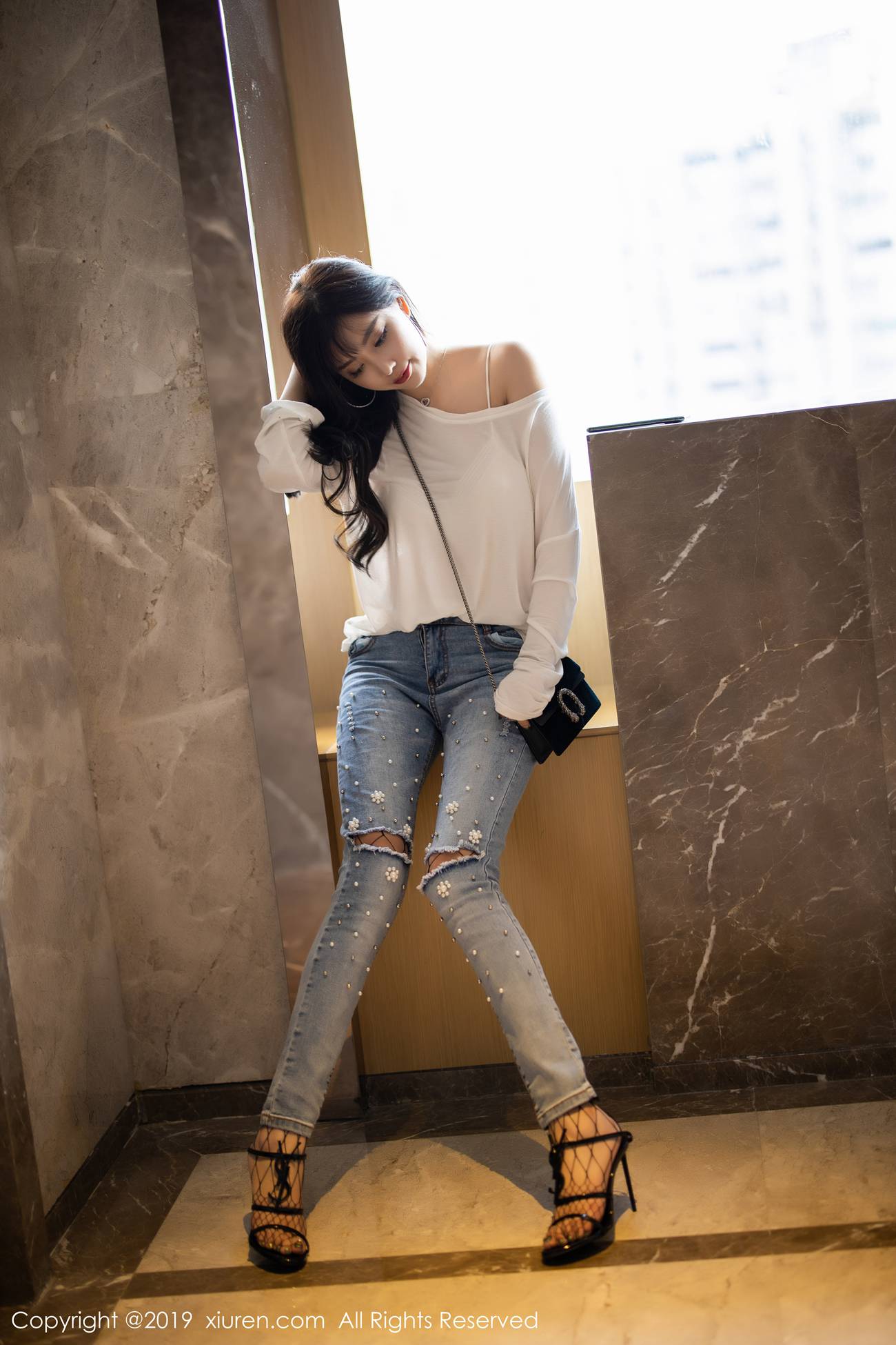 图片[85]-[Xiuren秀人网]XR20191022N01746 2019.10.22 NO.1746 质感极致到销魂的网袜美腿翘臀诱惑 杨晨晨sugar[96+1P] – 速更版-美库