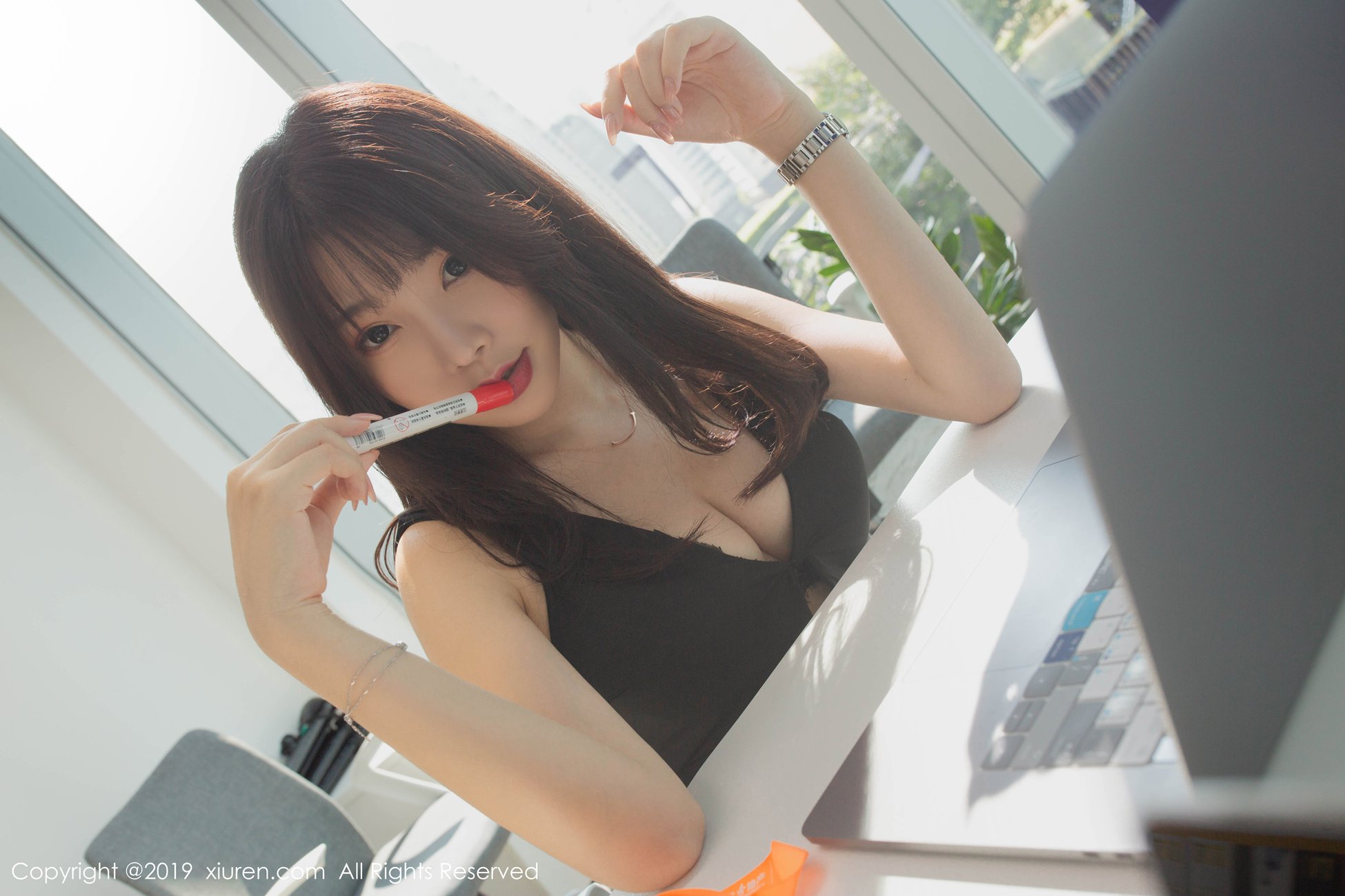 图片[19]-[Xiuren秀人网]XR20191029N01757 2019.10.29 NO.1757 职业装扮的精彩极致魅惑 芝芝Booty[54+1P] – 速更版-美库