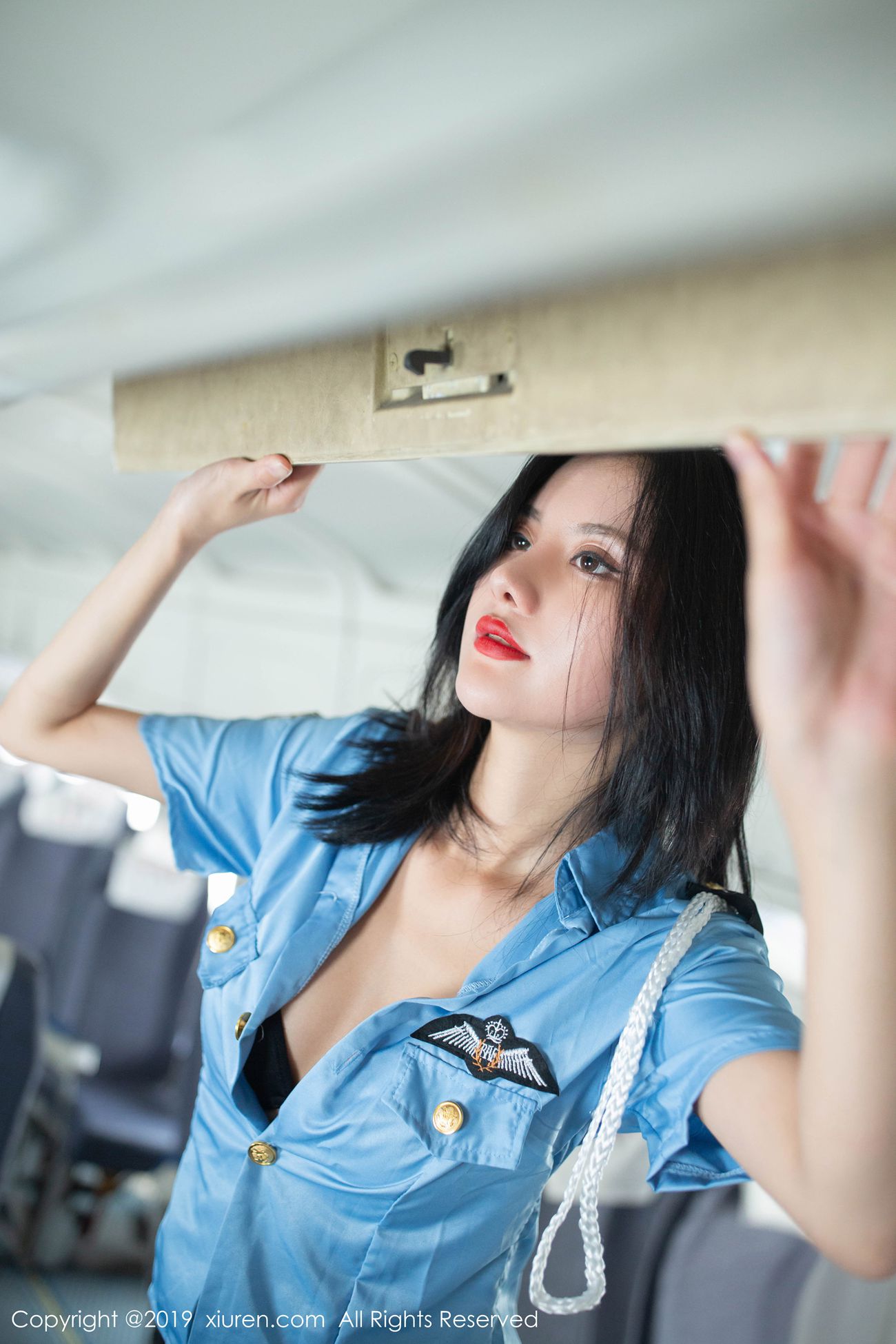 图片[74]-[Xiuren秀人网]XR20191108N01781 2019.11.08 NO.1781 短裙延伸下的丝袜美腿翘臀 就是阿朱啊[87+1P] – 速更版-美库