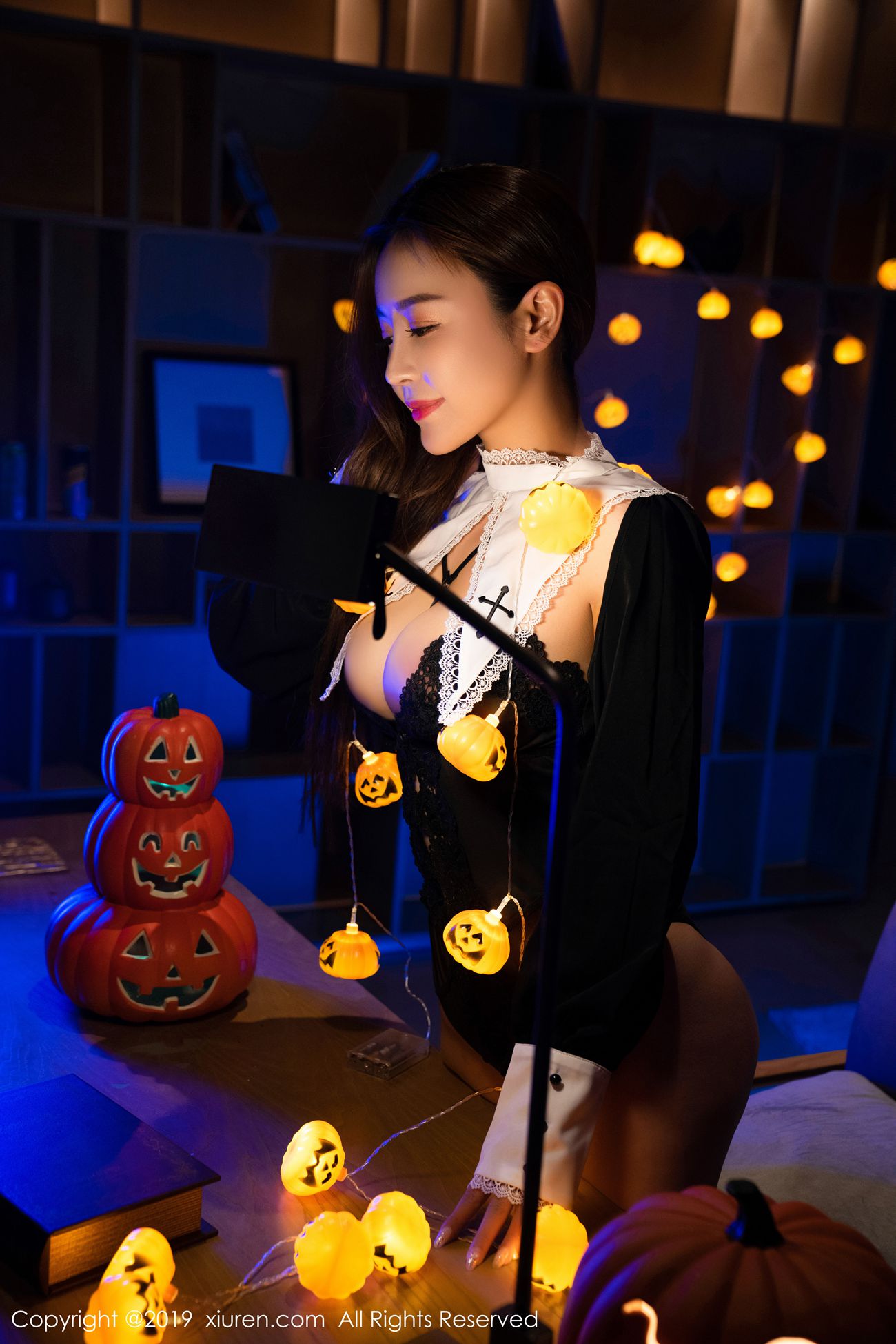 图片[24]-[Xiuren秀人网]XR20191125N01802 2019.11.25 NO.1802 凹凸有致惹火迷人的美女 周井空[42+1P] – 速更版-美库