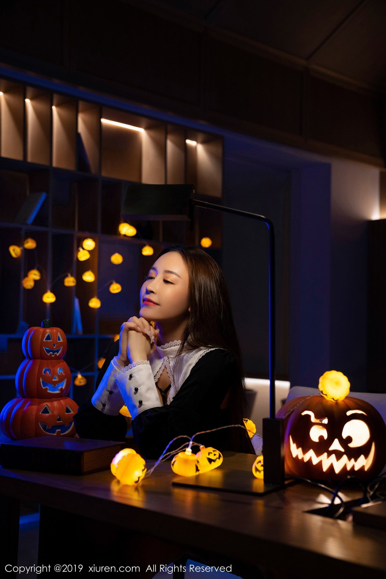 图片[29]-[Xiuren秀人网]XR20191125N01802 2019.11.25 NO.1802 凹凸有致惹火迷人的美女 周井空[42+1P] – 速更版-美库