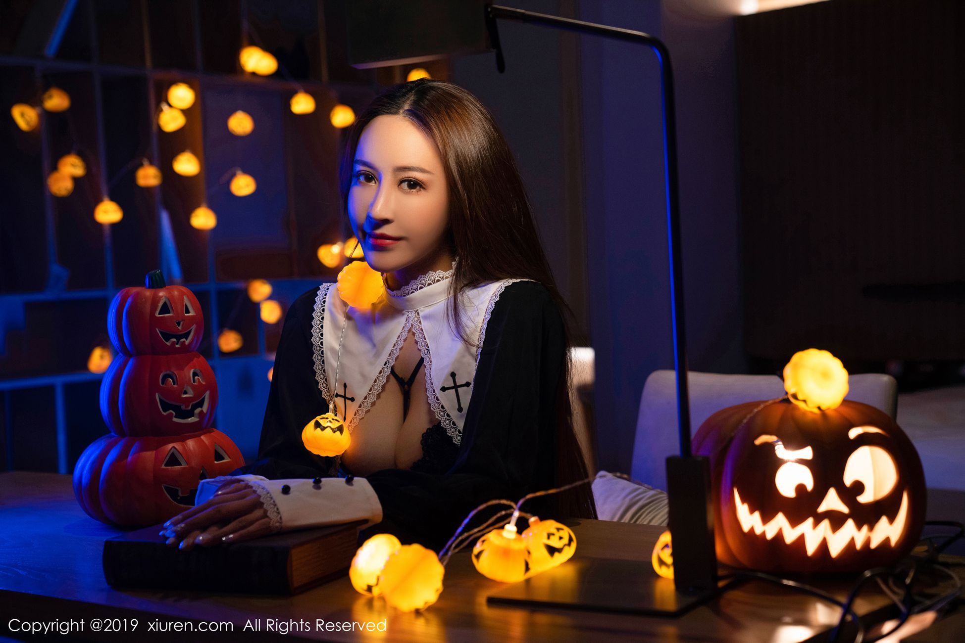 图片[30]-[Xiuren秀人网]XR20191125N01802 2019.11.25 NO.1802 凹凸有致惹火迷人的美女 周井空[42+1P] – 速更版-美库