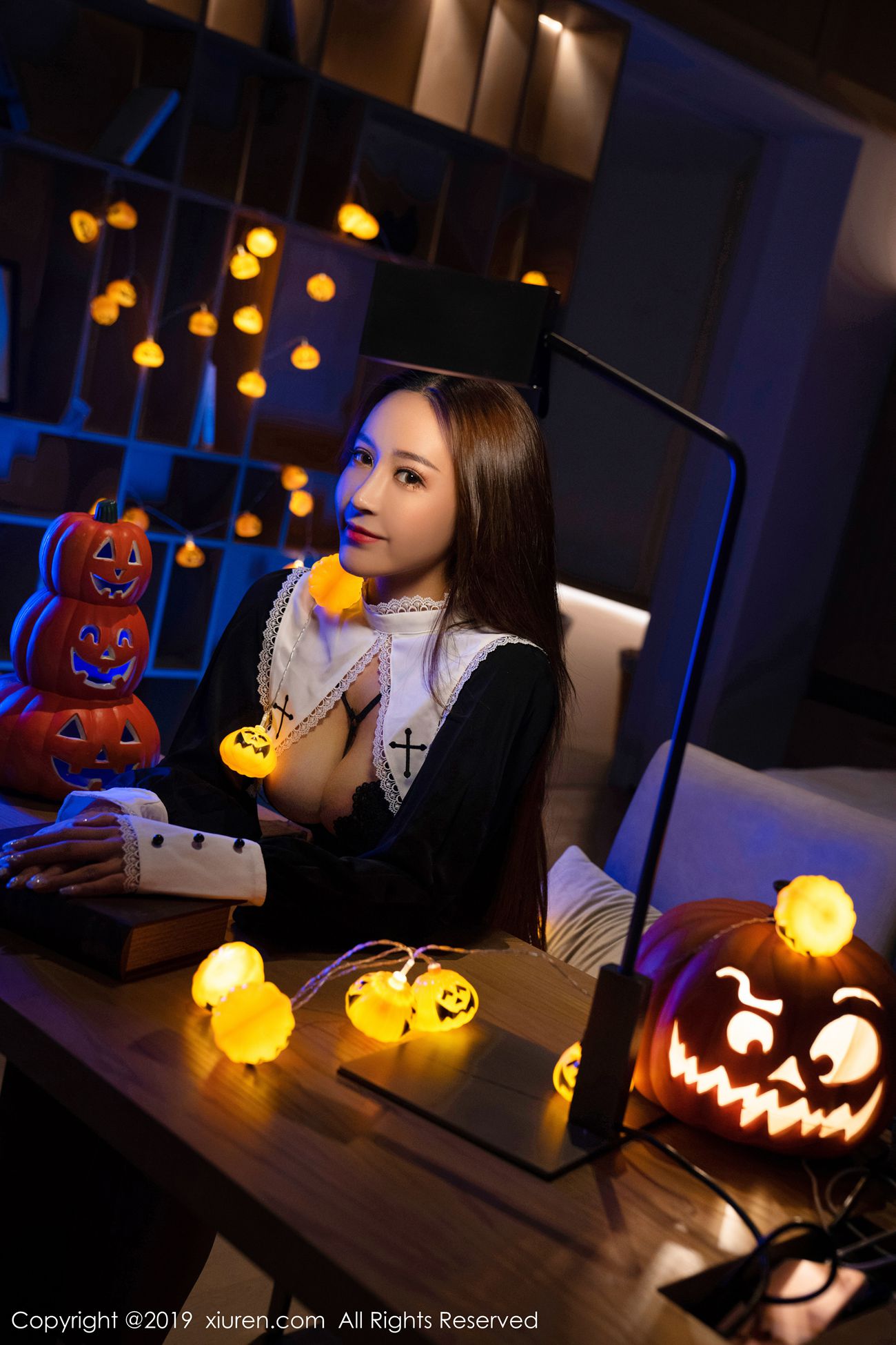 图片[31]-[Xiuren秀人网]XR20191125N01802 2019.11.25 NO.1802 凹凸有致惹火迷人的美女 周井空[42+1P] – 速更版-美库