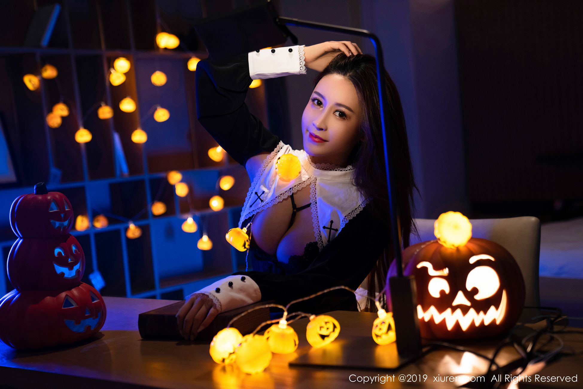 图片[35]-[Xiuren秀人网]XR20191125N01802 2019.11.25 NO.1802 凹凸有致惹火迷人的美女 周井空[42+1P] – 速更版-美库