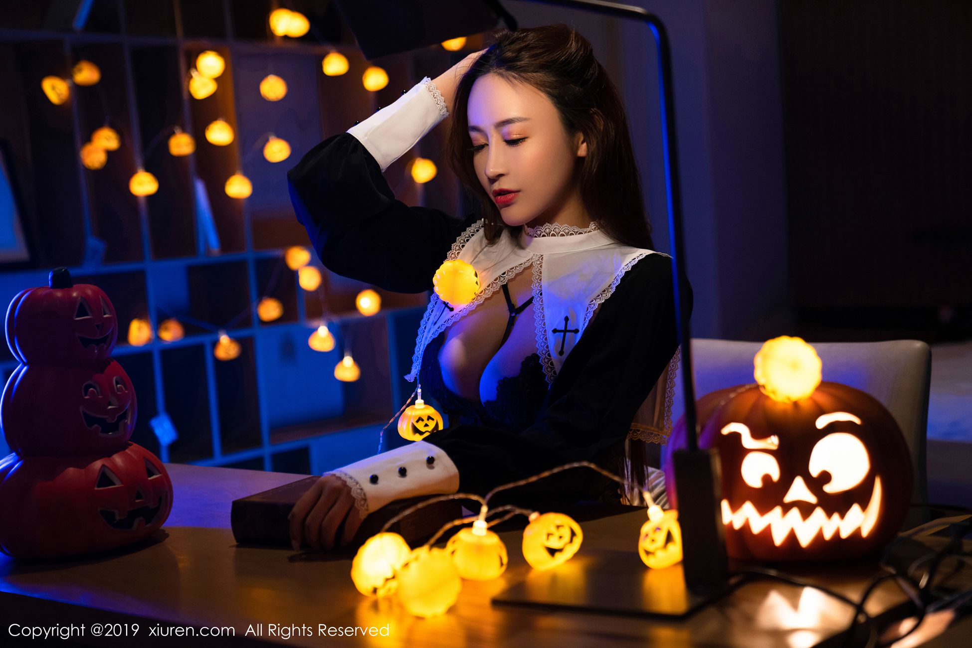 图片[38]-[Xiuren秀人网]XR20191125N01802 2019.11.25 NO.1802 凹凸有致惹火迷人的美女 周井空[42+1P] – 速更版-美库