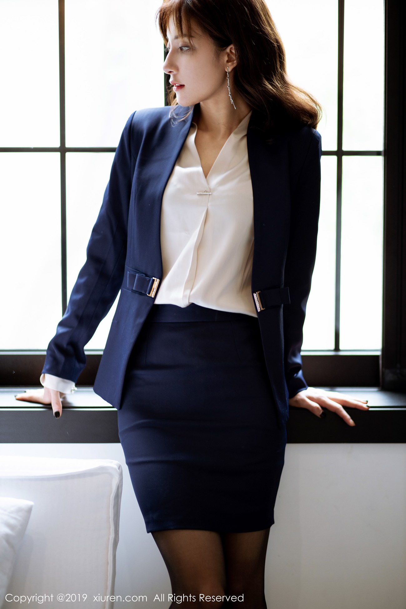 图片[63]-[Xiuren秀人网]XR20191209N01832 2019.12.09 NO.1832 性感职场秘书装扮 林文文yooki[63+1P] – 速更版-美库