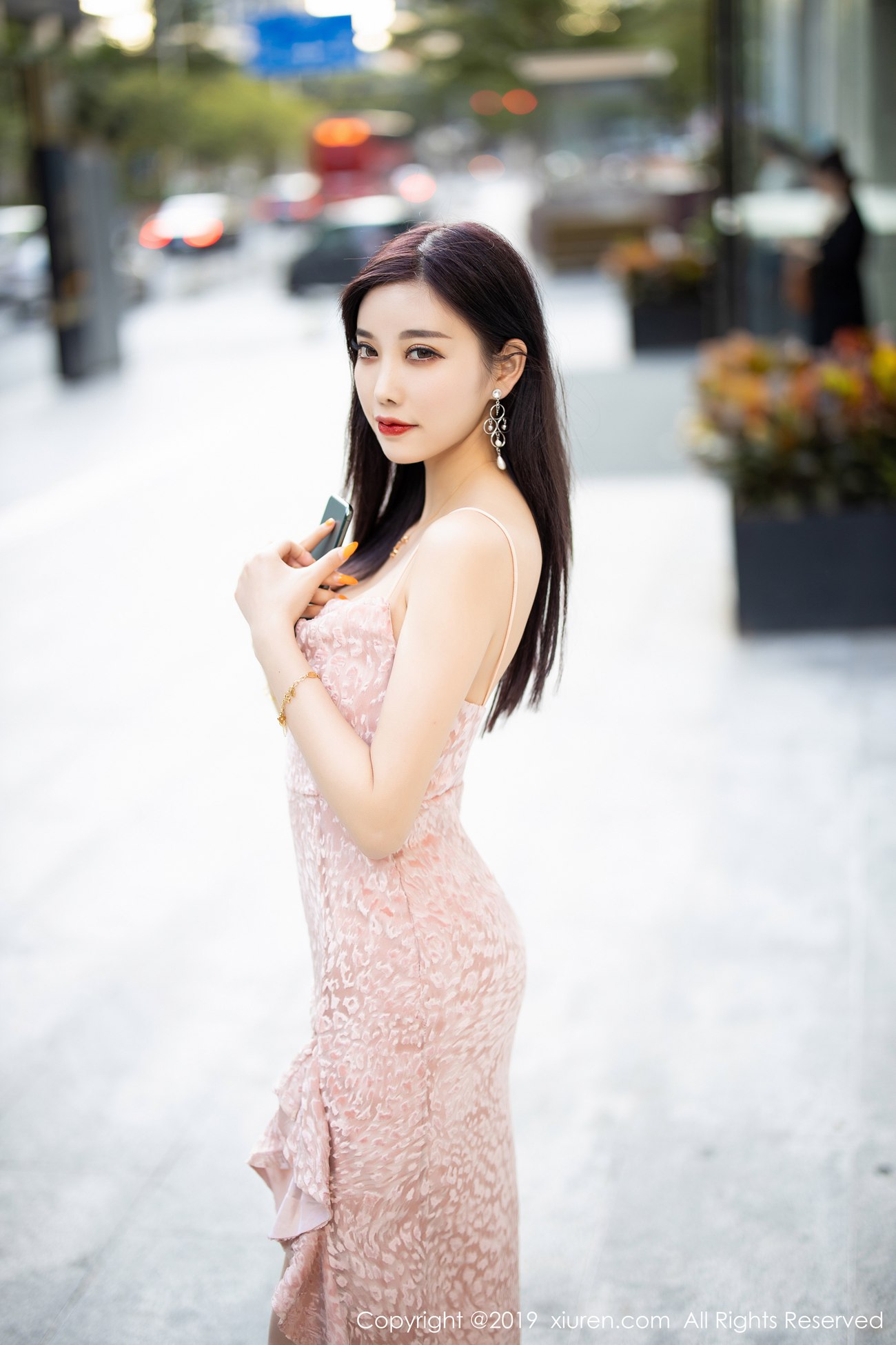 图片[57]-[Xiuren秀人网]XR20191217N01857 2019.12.17 NO.1857 吊裙丝袜气质典雅 杨晨晨sugar[83+1P] – 速更版-美库