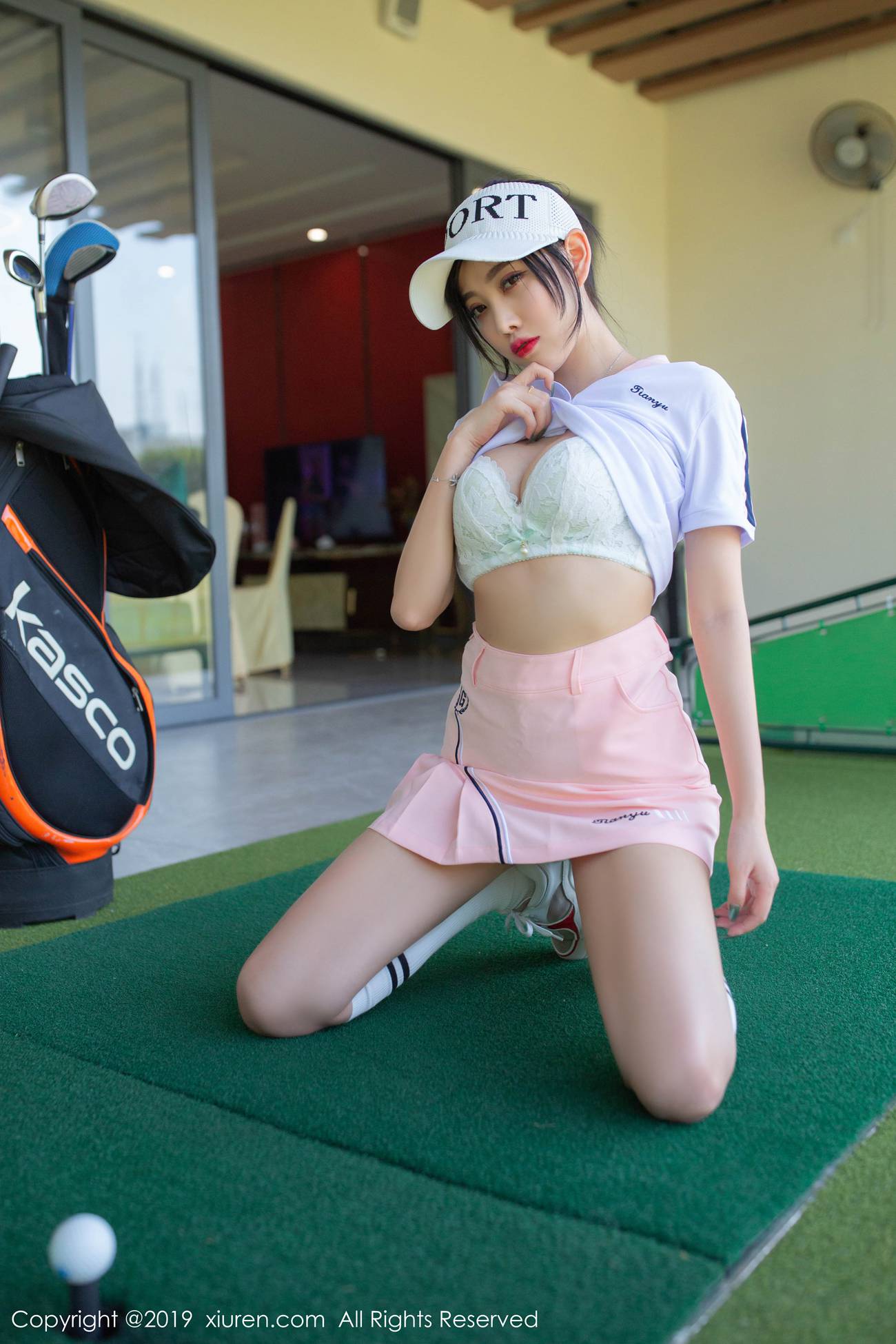 图片[60]-[Xiuren秀人网]XR20191223N01874 2019.12.23 NO.1874 高尔夫性感女神 杨晨晨sugar[70+1P] – 速更版-美库