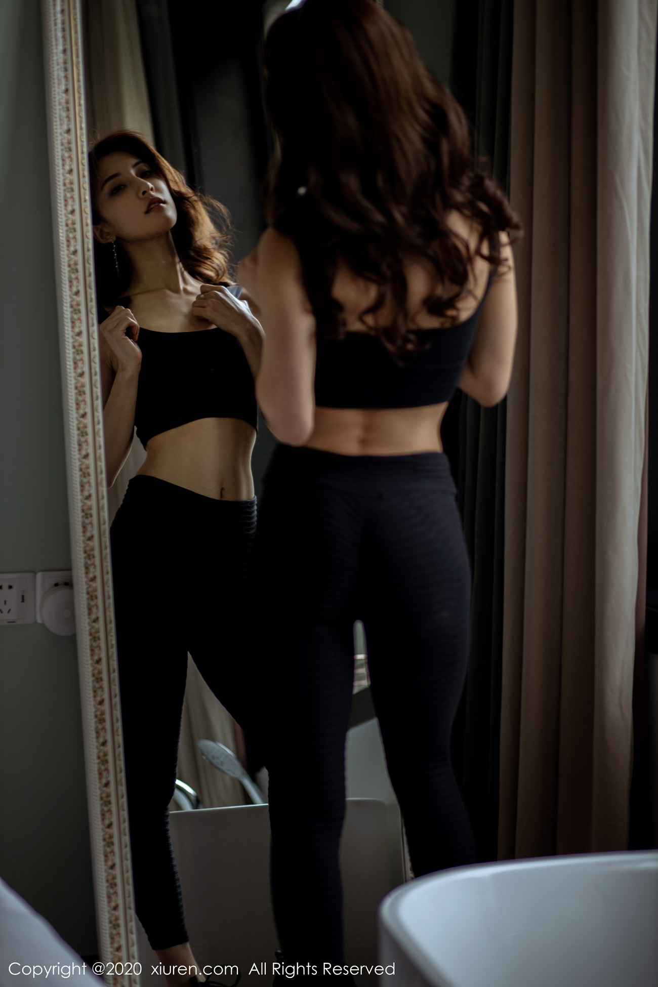 图片[17]-[Xiuren秀人网]XR20200103N01901 2020.01.03 NO.1901 性感气质与魅惑视觉并存 林文文yooki[65+1P] – 速更版-美库