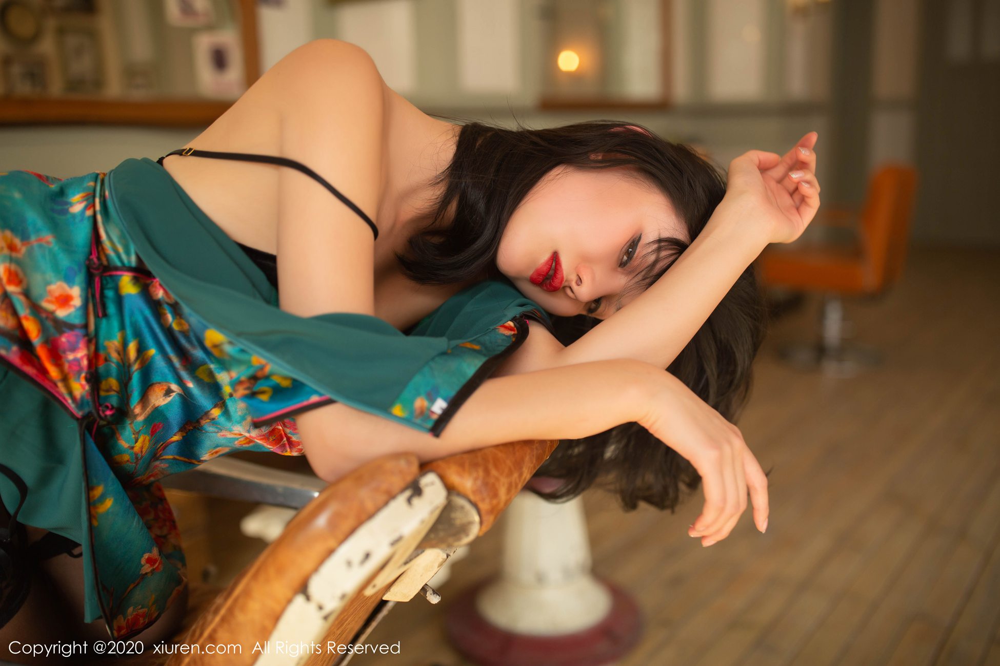 图片[33]-[Xiuren秀人网]XR20200103N01903 2020.01.03 NO.1903 黑丝理发师 就是阿朱啊[97+1P] – 速更版-美库