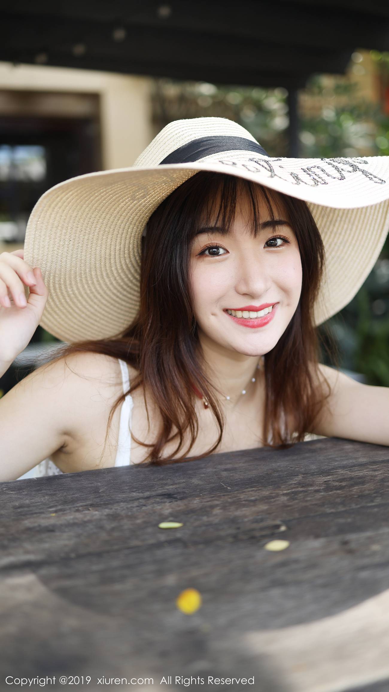 图片[16]-[Xiuren秀人网]XR20191230N01892 2019.12.30 NO.1892 室外小清新 艺儿拿铁[55+1P] – 速更版-美库