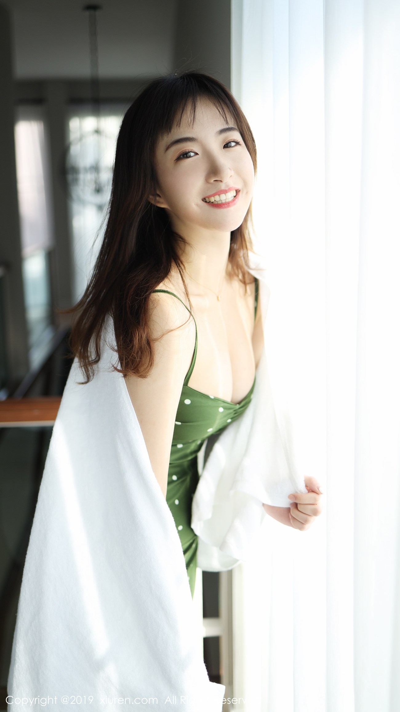 图片[34]-[Xiuren秀人网]XR20191230N01892 2019.12.30 NO.1892 室外小清新 艺儿拿铁[55+1P] – 速更版-美库