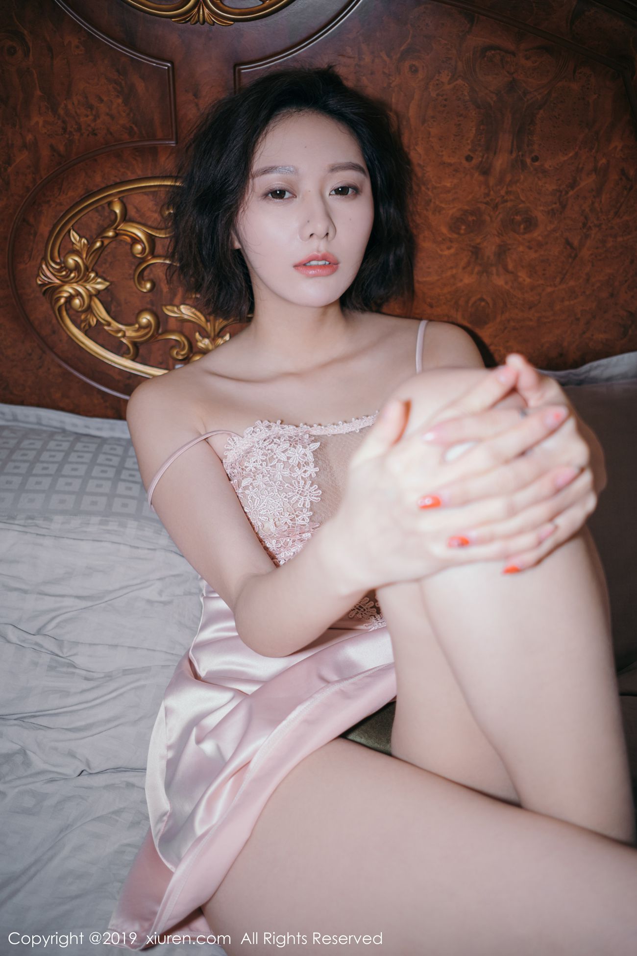 图片[24]-[Xiuren秀人网]XR20191230N01891 2019.12.30 NO.1891 典雅的镂空吊裙更显她独有的气质 艺轩[52+1P] – 速更版-美库