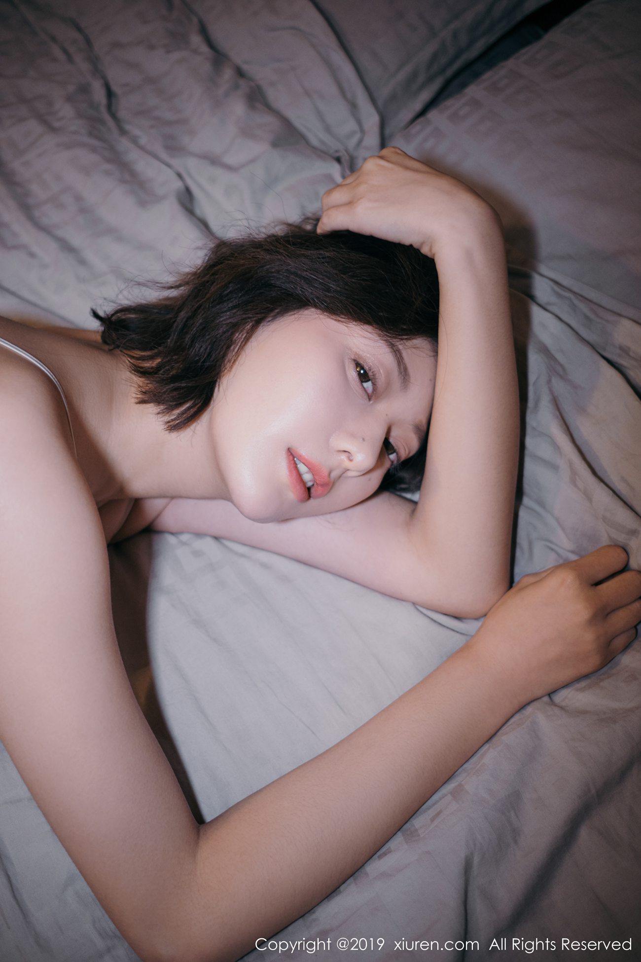 图片[33]-[Xiuren秀人网]XR20191230N01891 2019.12.30 NO.1891 典雅的镂空吊裙更显她独有的气质 艺轩[52+1P] – 速更版-美库