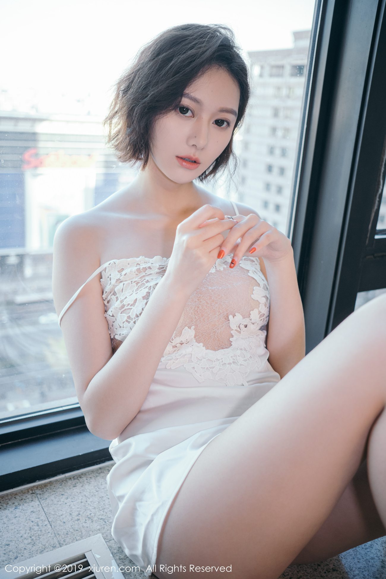 图片[46]-[Xiuren秀人网]XR20191230N01891 2019.12.30 NO.1891 典雅的镂空吊裙更显她独有的气质 艺轩[52+1P] – 速更版-美库