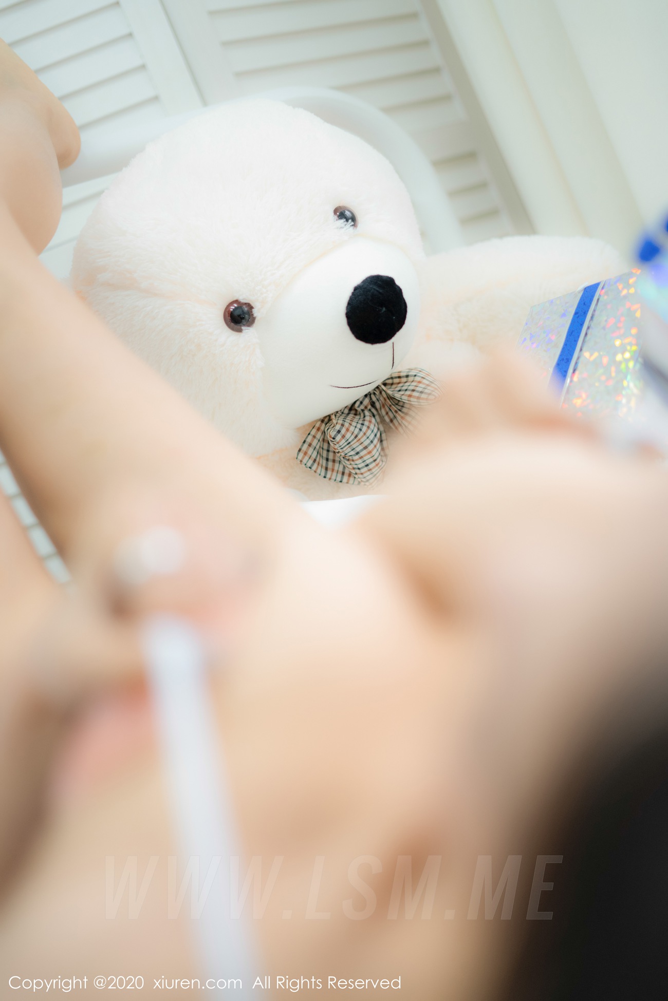 图片[18]-[Xiuren秀人网]XR20200116N01938 2020.01.16 NO.1938 死库水新年礼盒 周井空[40+1P] – 速更版-美库