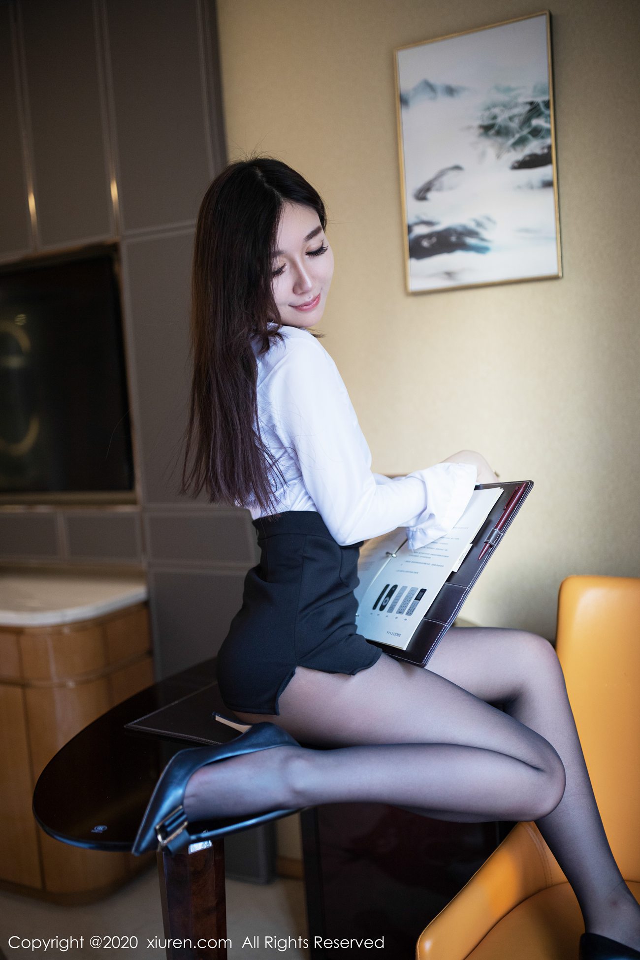 图片[21]-[Xiuren秀人网]XR20200115N01933 2020.01.15 NO.1933 黑丝美腿OL酒店 伊思思[50+1P] – 速更版-美库