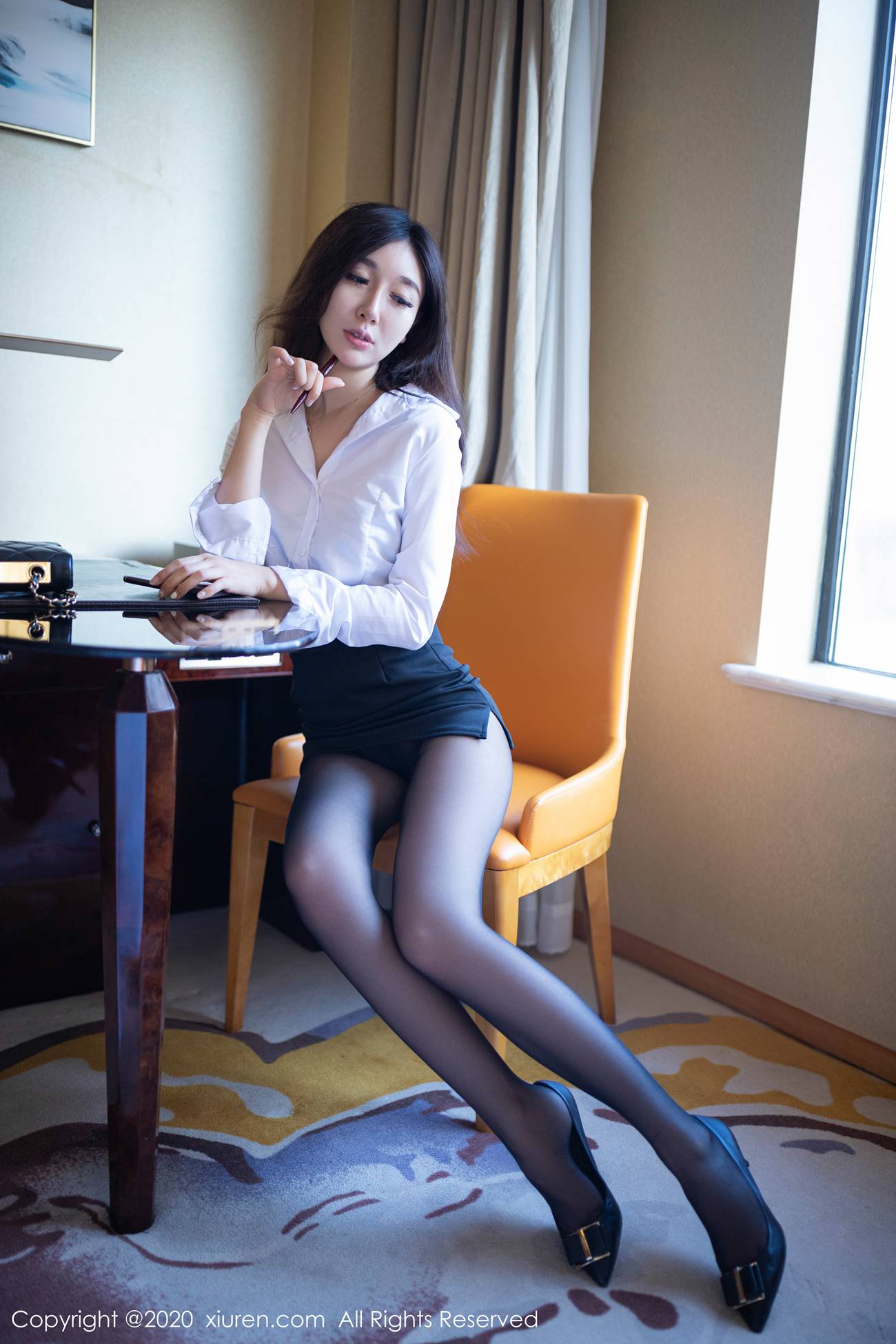 图片[51]-[Xiuren秀人网]XR20200115N01933 2020.01.15 NO.1933 黑丝美腿OL酒店 伊思思[50+1P] – 速更版-美库