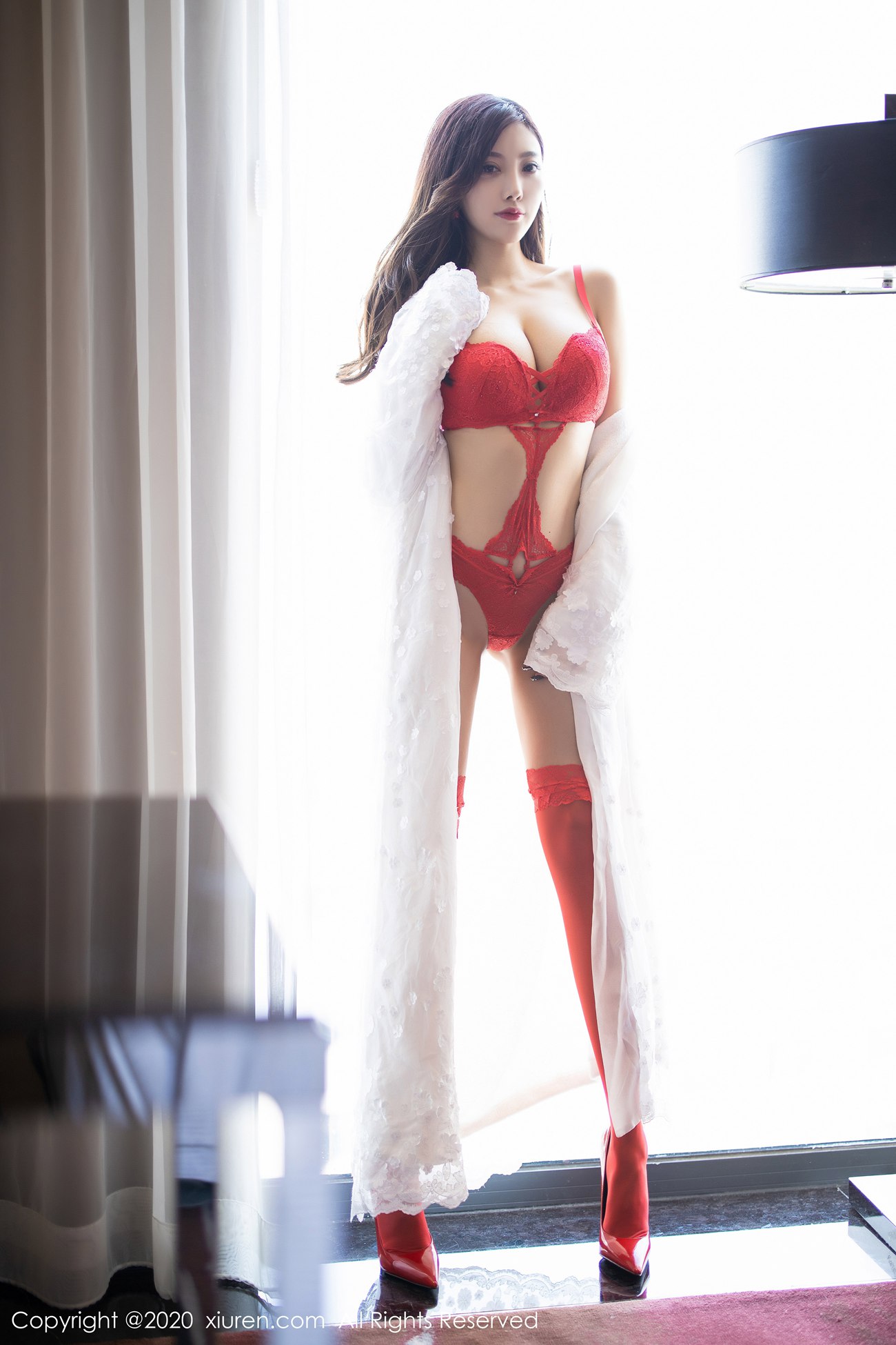 图片[84]-[Xiuren秀人网]XR20200119N01949 2020.01.19 NO.1949 猩红的精致内衣 杨晨晨sugar[54+1P] – 速更版-美库