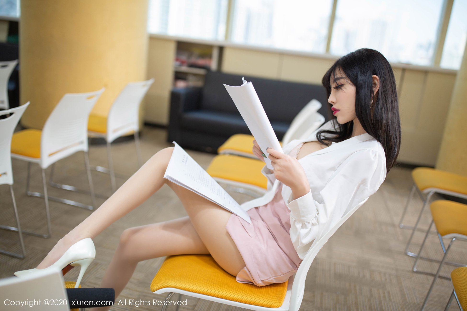 图片[41]-[Xiuren秀人网]XR20200120N01955 2020.01.20 NO.1955 肉丝女记者 杨晨晨sugar[67+1P] – 速更版-美库