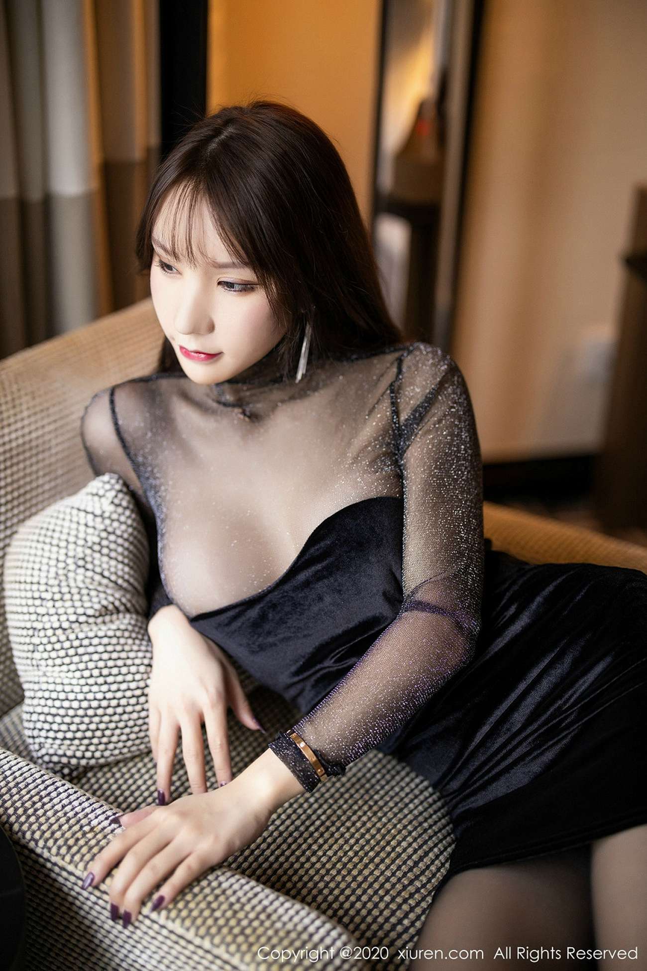 图片[65]-[Xiuren秀人网]XR20200115N01937 2020.01.15 NO.1937 抹胸礼群包裹的酥胸 周于希Sandy[118+1P] – 速更版-美库