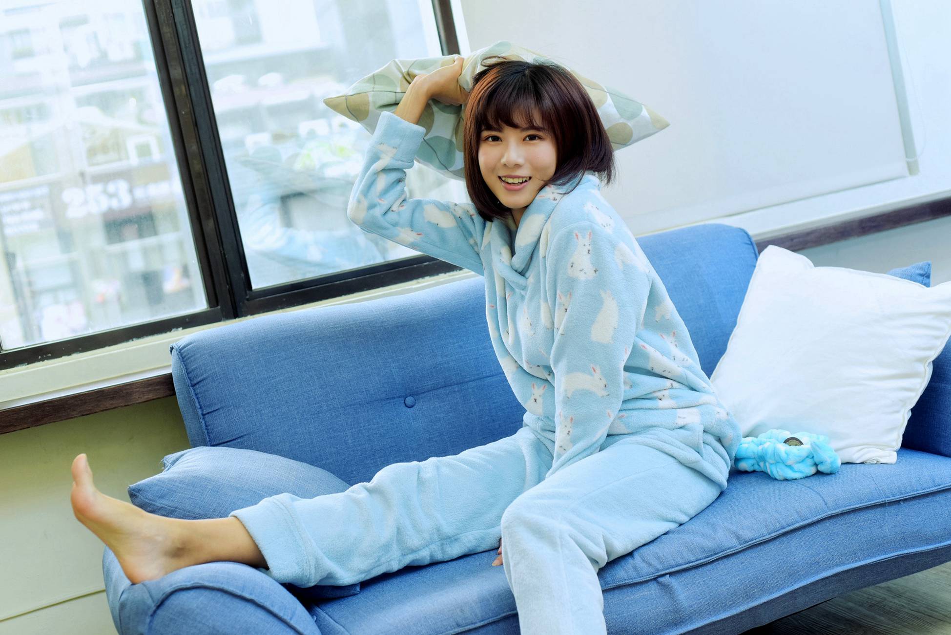 图片[20]-制服の女生 NO.005 方唯真 OL黑丝[29P] – 速更版-美库