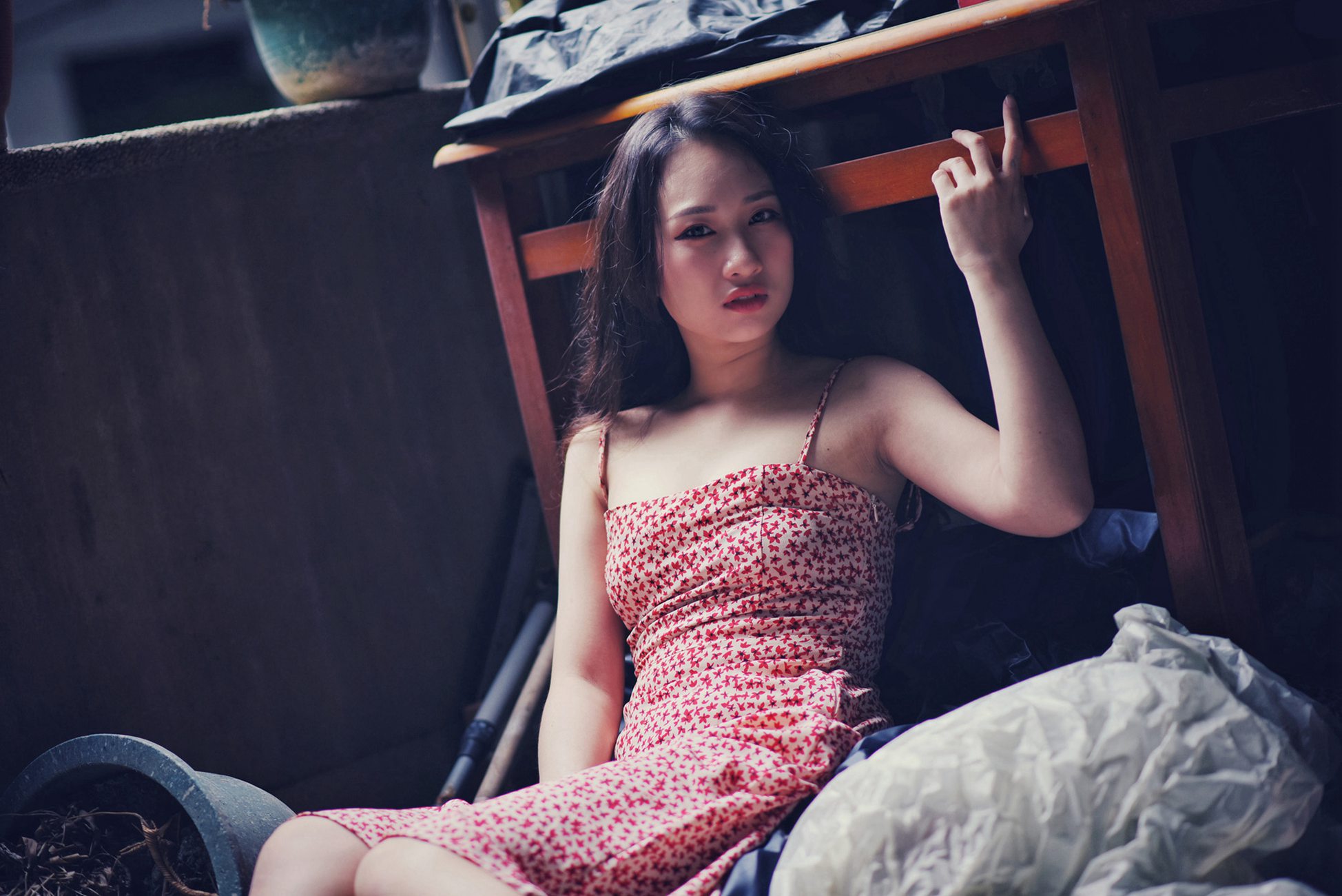 图片[25]-制服の女生 NO.006 岑晴晴 慵懒的性感[52P] – 速更版-美库