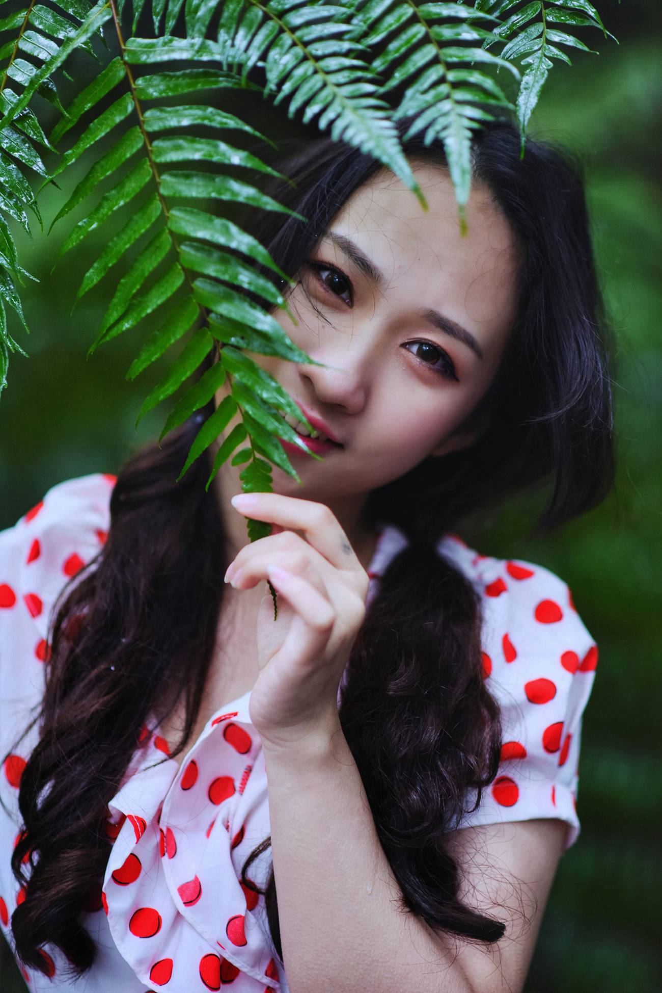 图片[45]-制服の女生 NO.006 岑晴晴 慵懒的性感[52P] – 速更版-美库