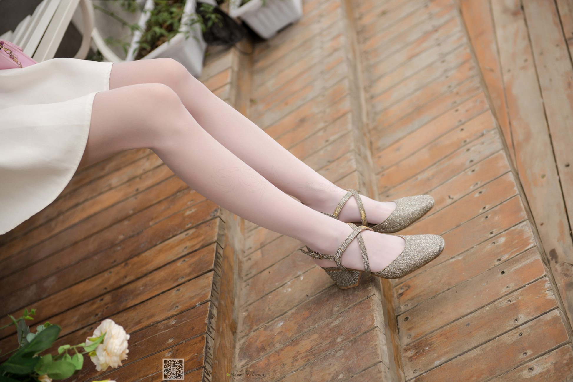 图片[77]-[SSA丝社]超清写真 NO.009 琪琪 超薄5D长筒袜街拍[99P] – 速更版-美库