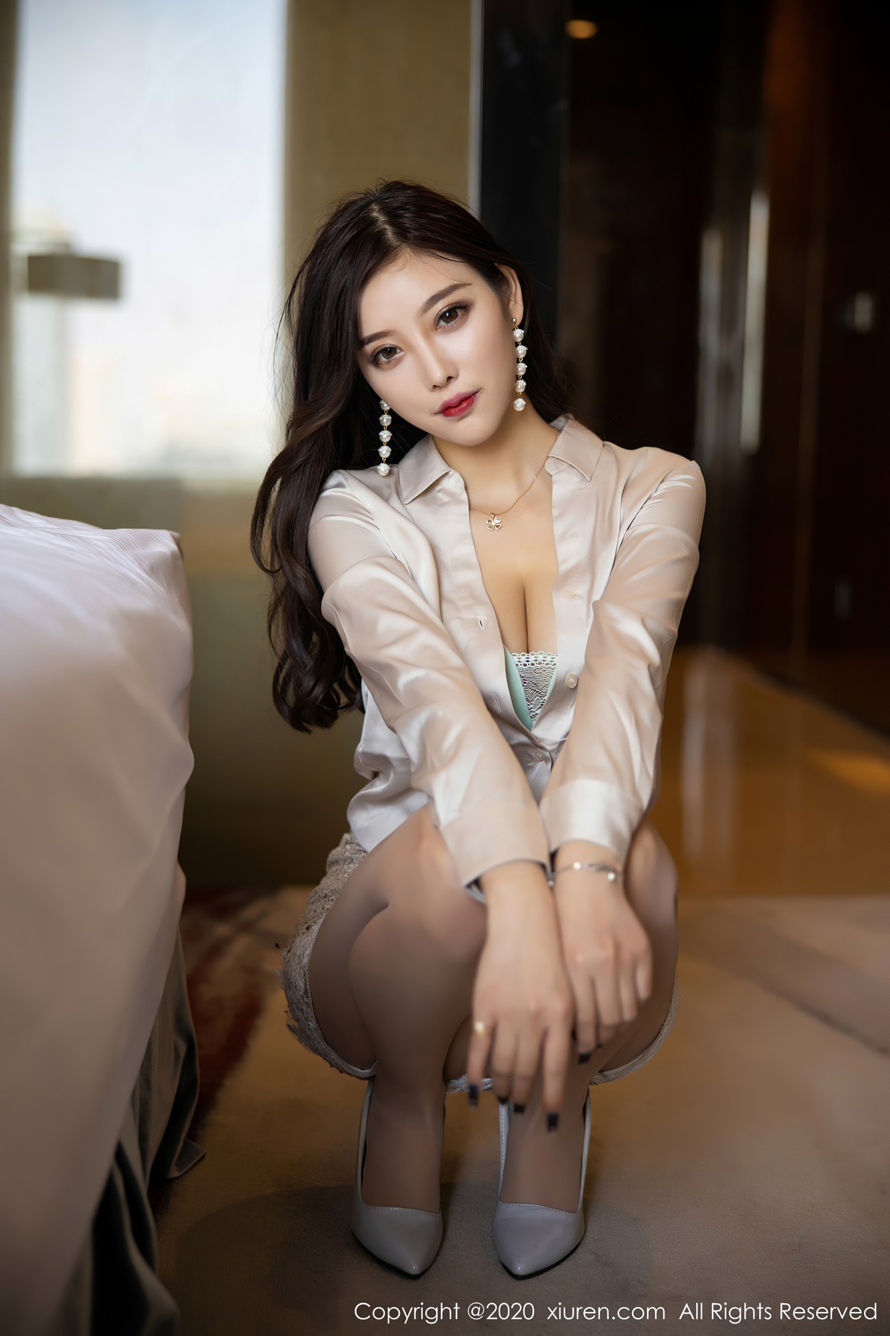 图片[44]-[Xiuren秀人网]XR20200213N01974 2020.02.13 NO.1974 丝袜美腿 杨晨晨sugar[65+1P] – 速更版-美库