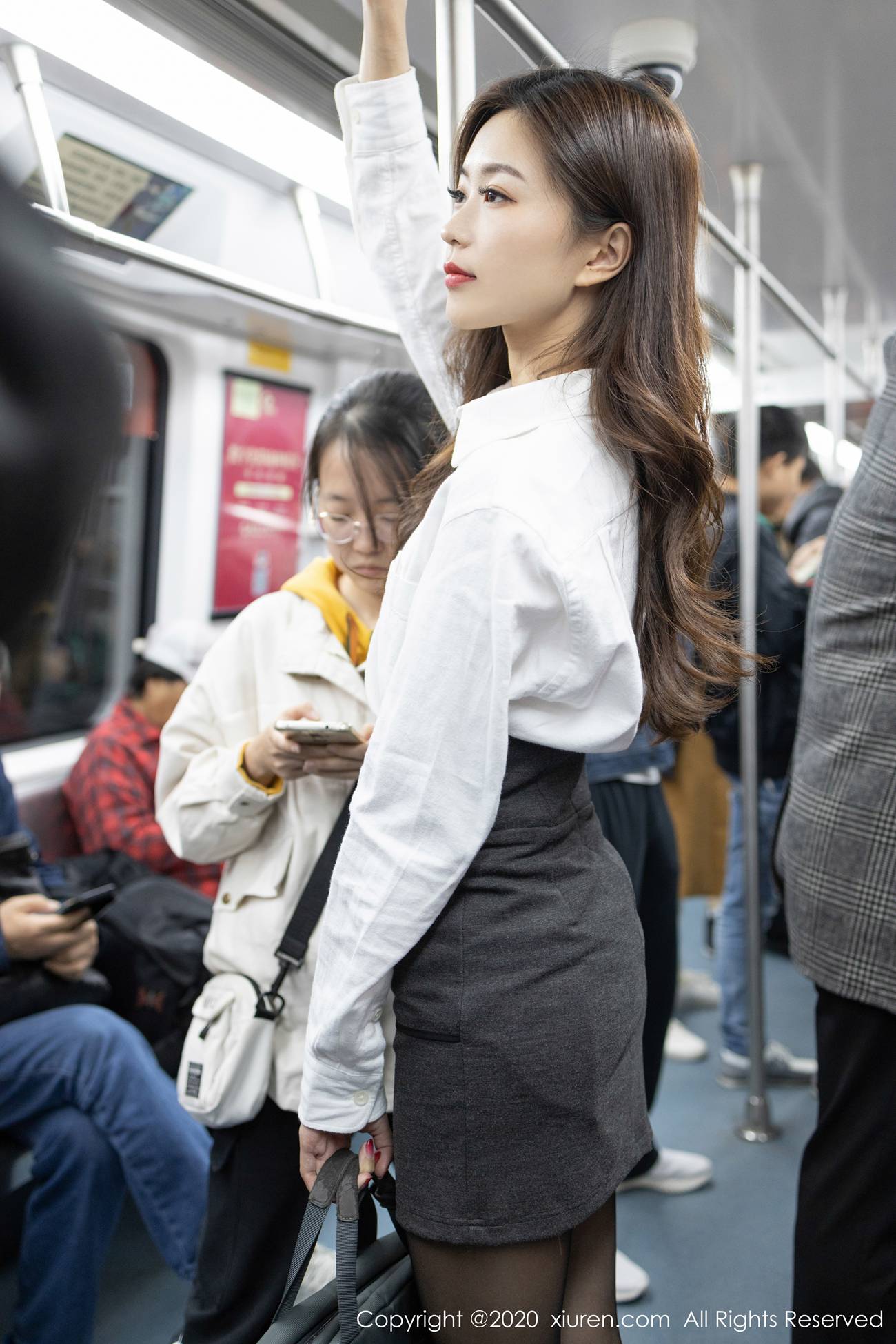 图片[39]-[Xiuren秀人网]XR20200215N01978 2020.02.15 NO.1978 OL上班御姐 杨紫嫣Cynthia[56+1P] – 速更版-美库