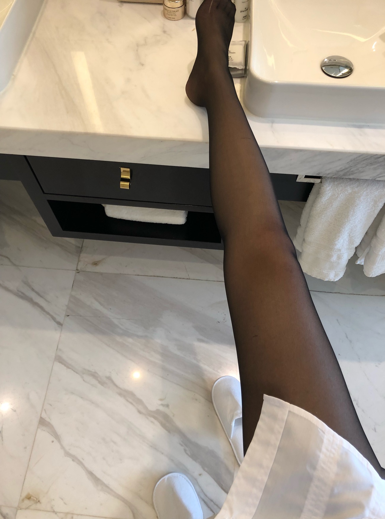 图片[93]-LICCL丽绮映像 NO.004 黑丝[243P] – 速更版-美库