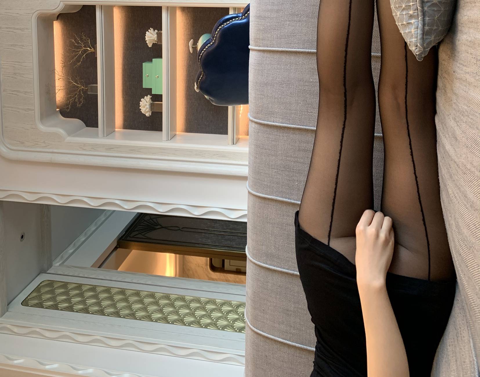 图片[124]-LICCL丽绮映像 NO.004 黑丝[243P] – 速更版-美库