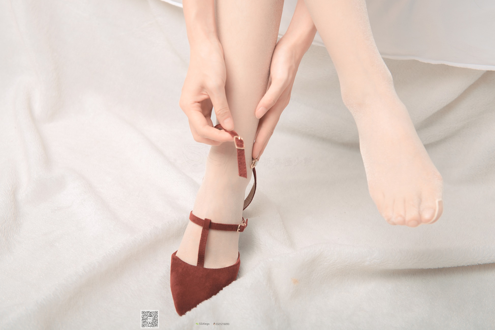 图片[35]-[SSA丝社]超清写真 NO.014 琪琪 闪光丝袜的另一种演绎[99P] – 速更版-美库