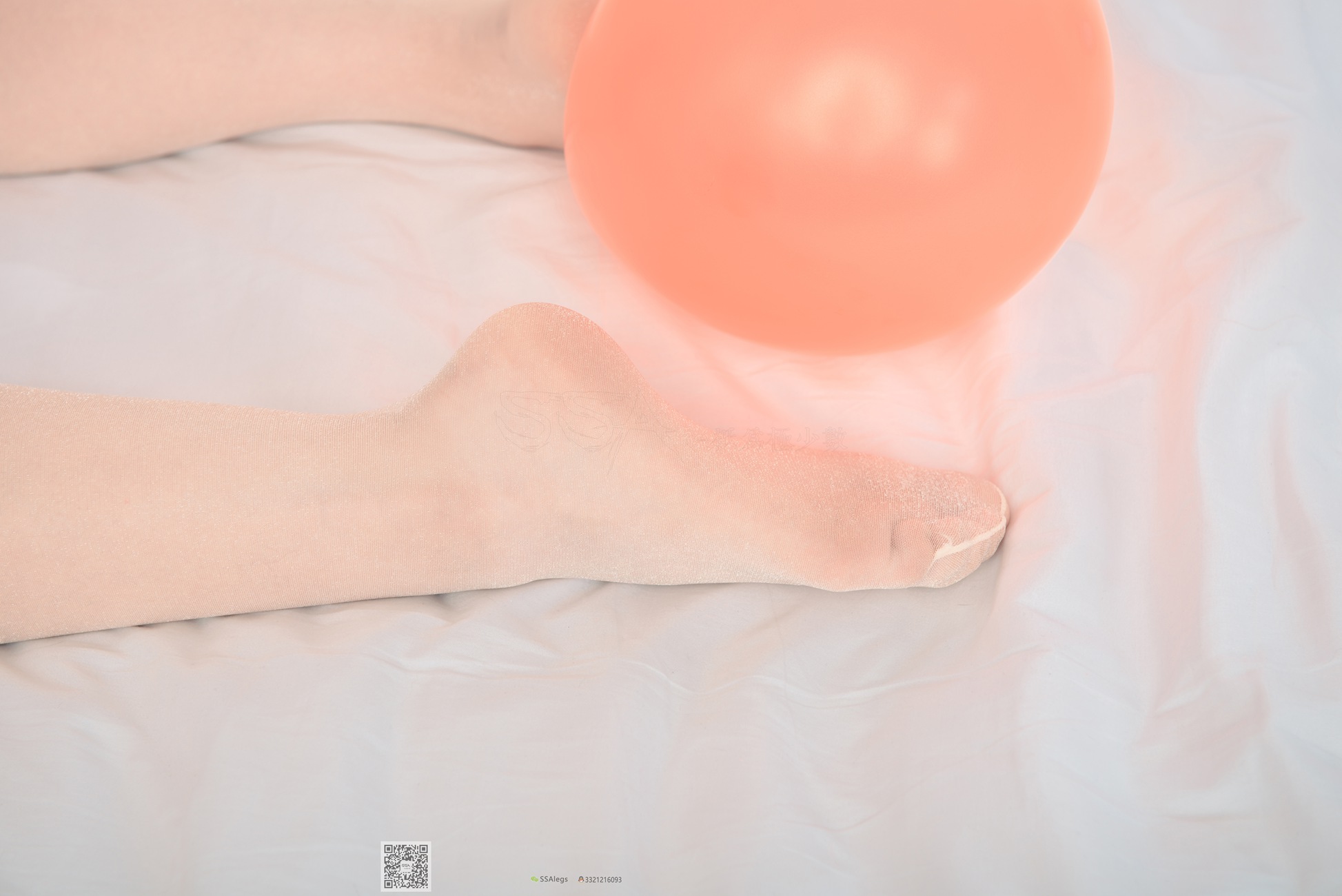 图片[96]-[SSA丝社]超清写真 NO.014 琪琪 闪光丝袜的另一种演绎[99P] – 速更版-美库