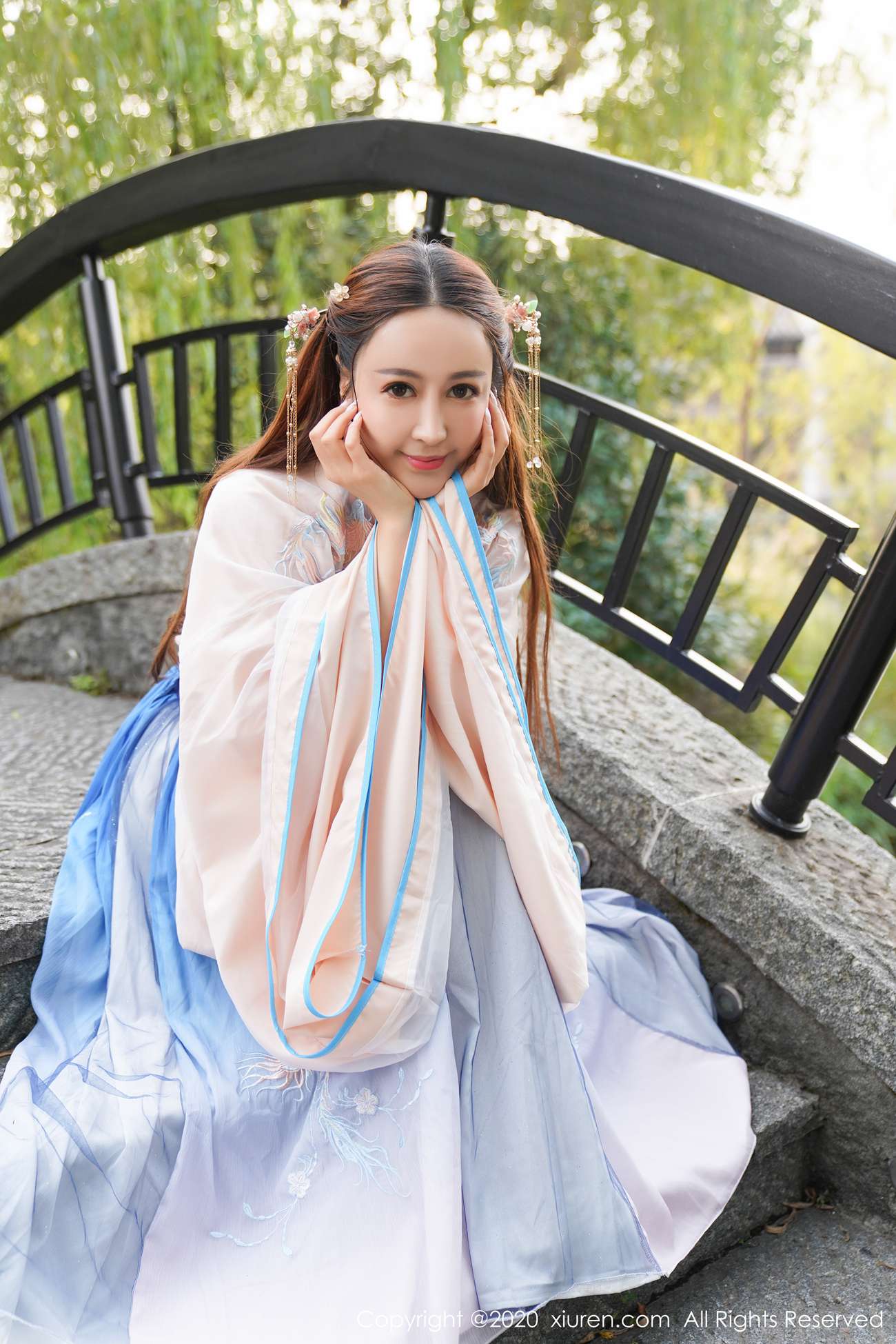 图片[34]-[Xiuren秀人网]XR20200218N01983 2020.02.18 NO.1983 古典韵味与性感十足的古典装扮 周井空[41+1P] – 速更版-美库