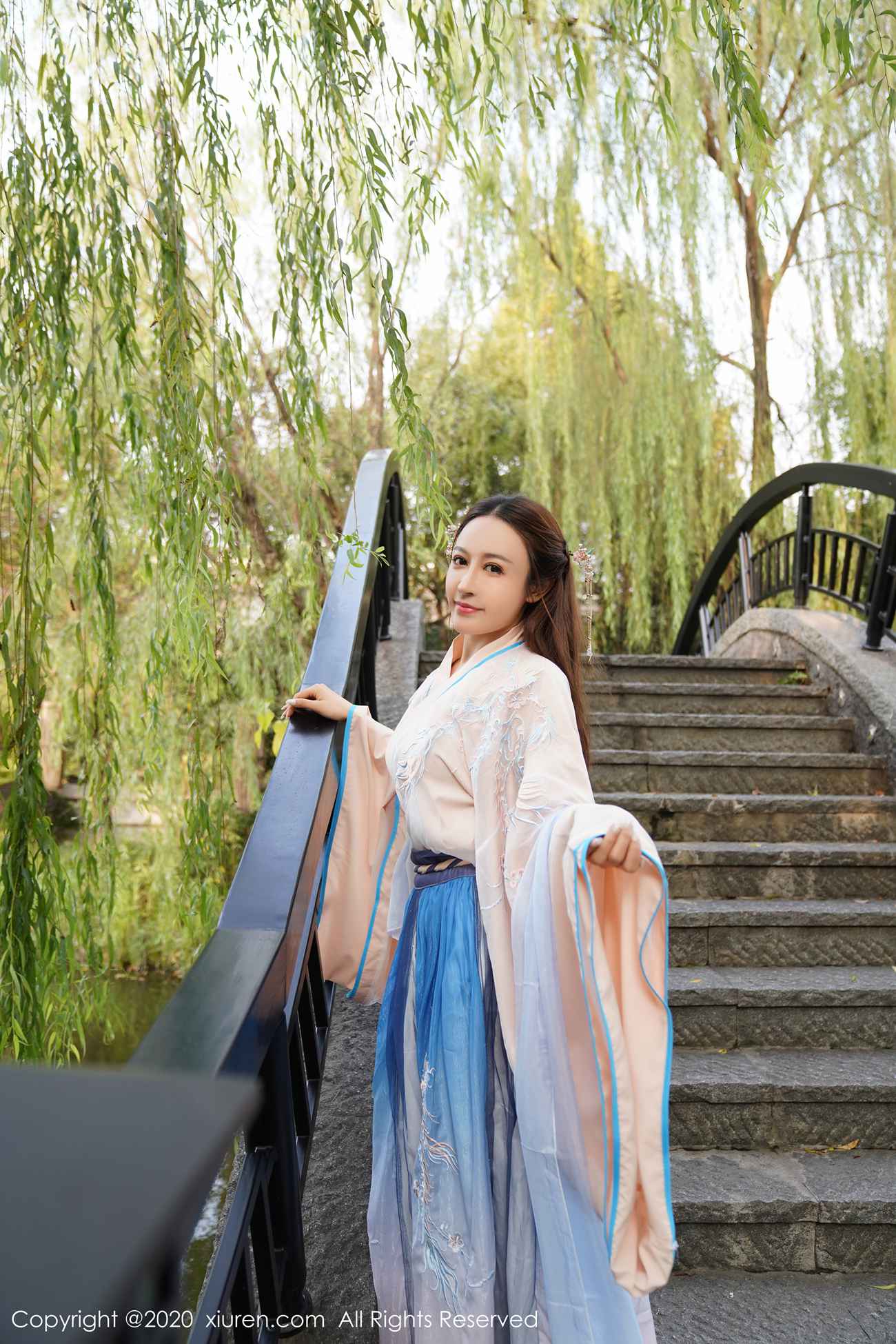 图片[35]-[Xiuren秀人网]XR20200218N01983 2020.02.18 NO.1983 古典韵味与性感十足的古典装扮 周井空[41+1P] – 速更版-美库