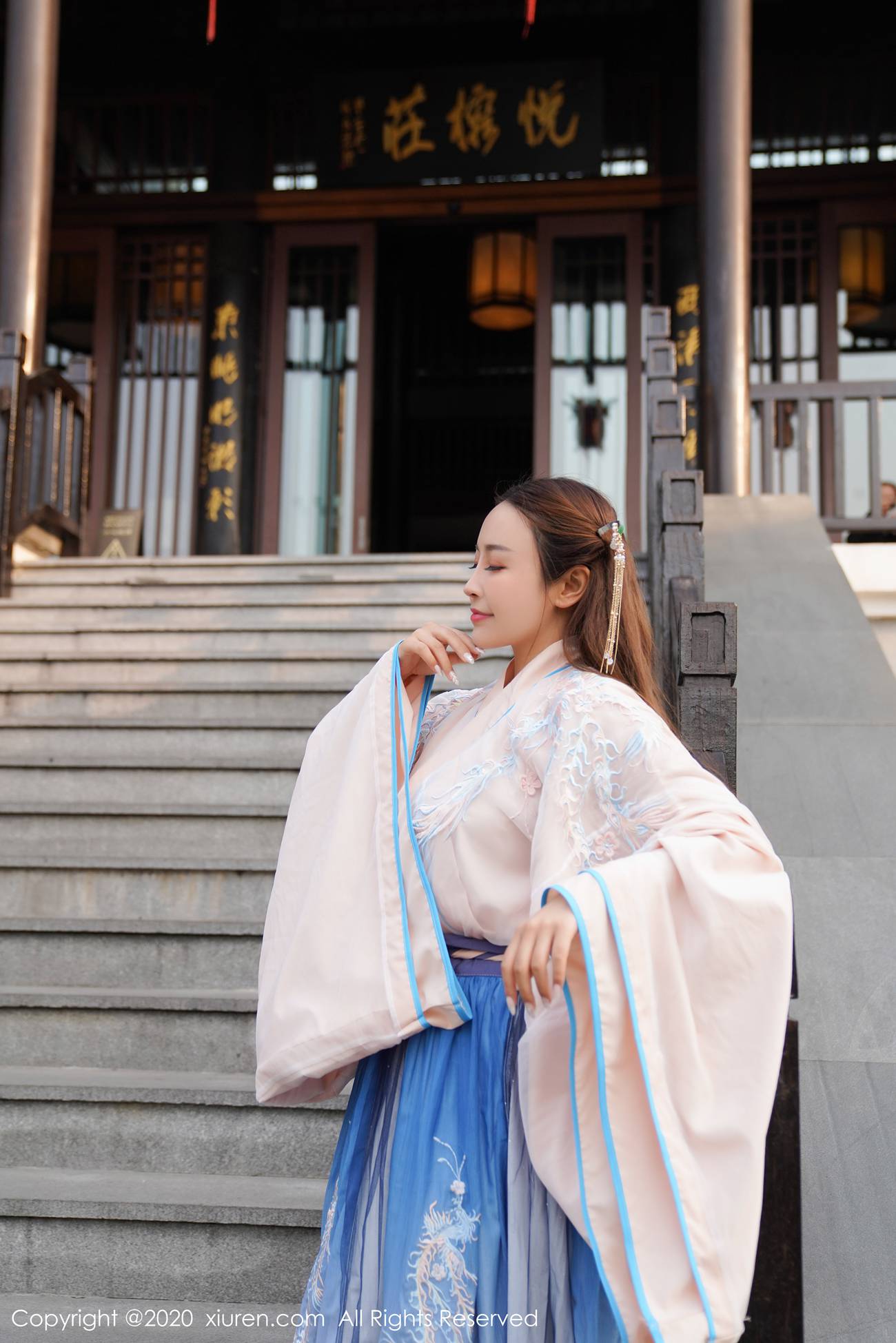 图片[38]-[Xiuren秀人网]XR20200218N01983 2020.02.18 NO.1983 古典韵味与性感十足的古典装扮 周井空[41+1P] – 速更版-美库