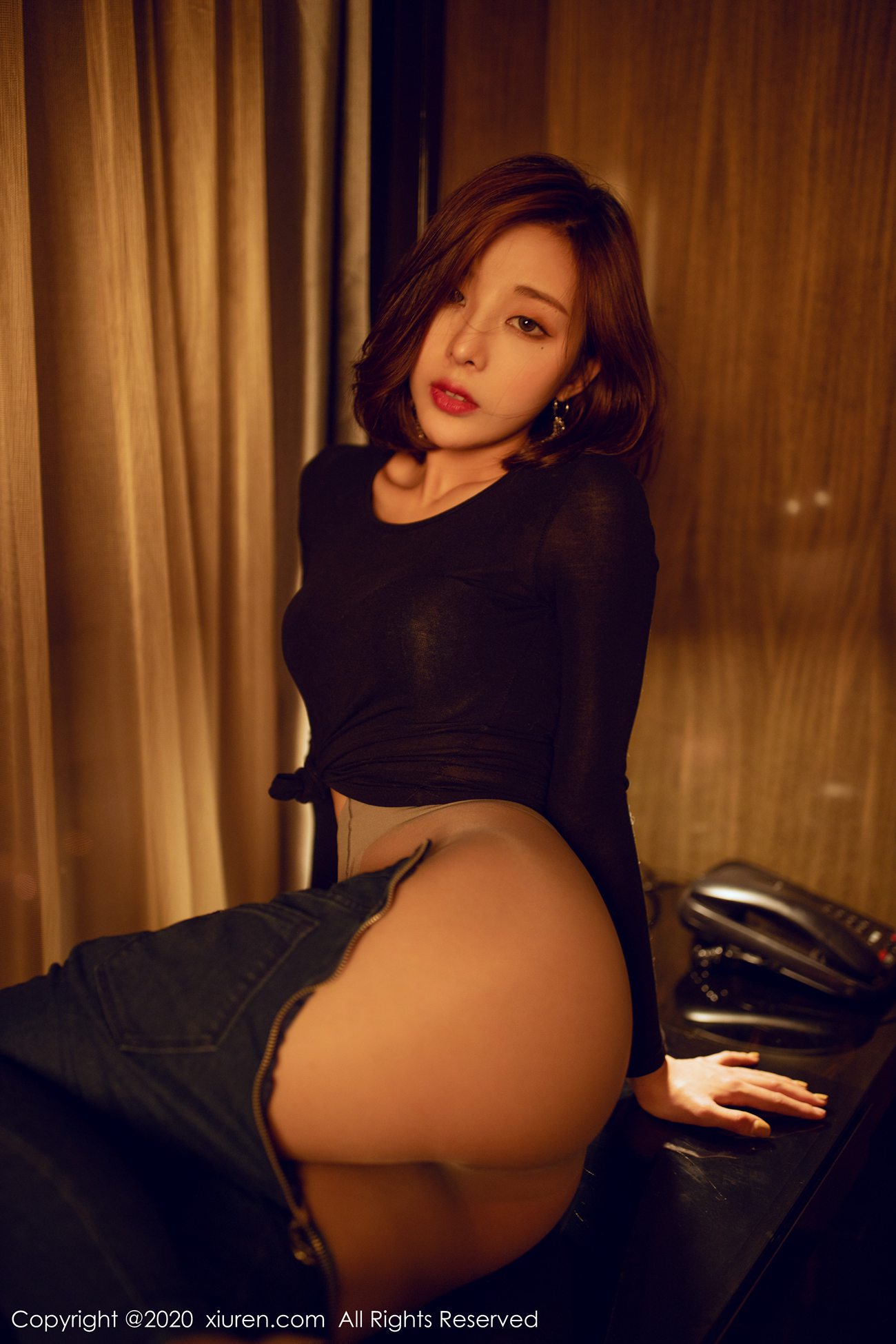 图片[45]-[Xiuren秀人网]XR20200218N01986 2020.02.18 NO.1986 性感拉链牛仔裤与朦胧极致丝袜 陈小喵[62+1P] – 速更版-美库