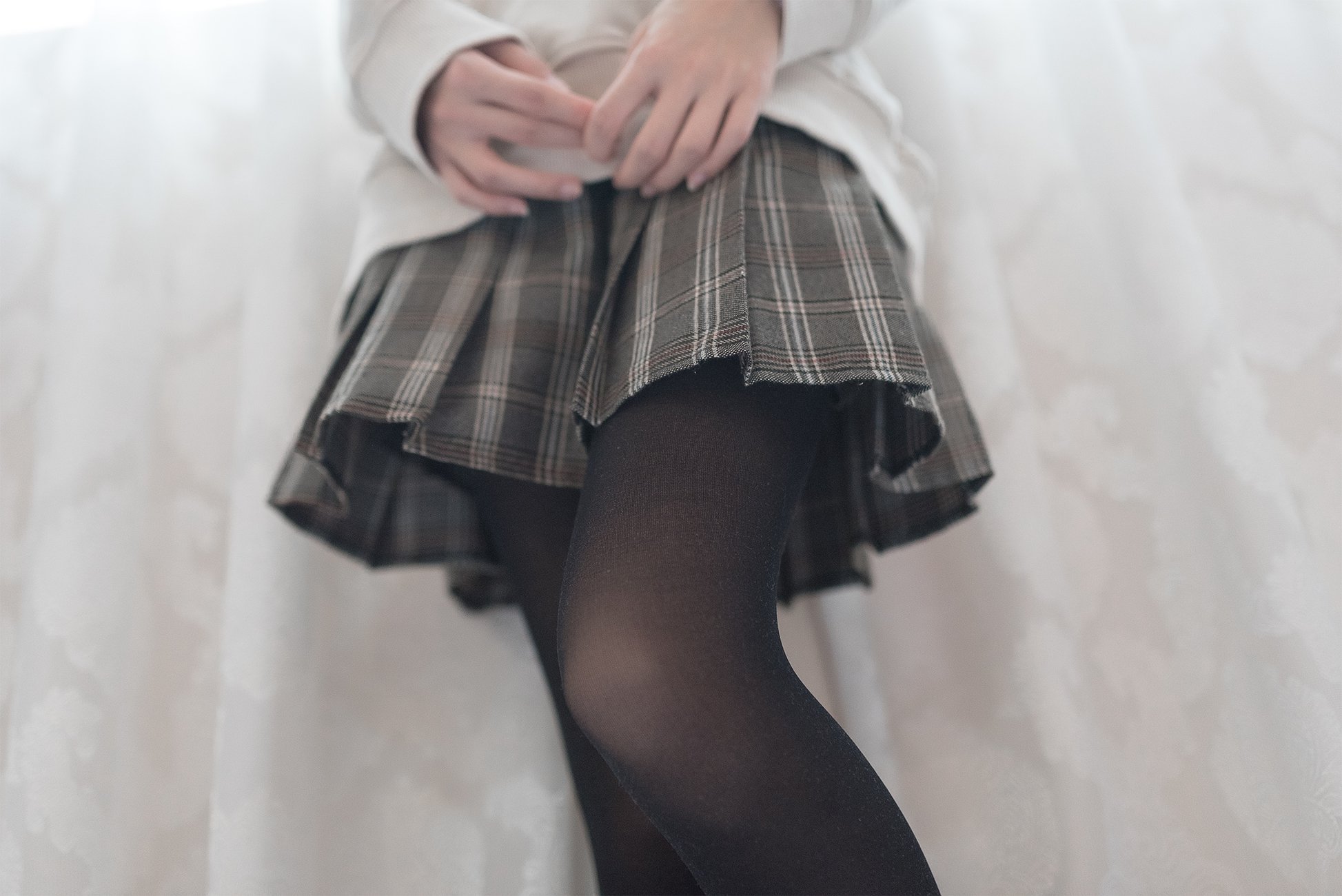 图片[43]-九曲Jean – 窗帘后的黑丝朦胧[46P] – 速更版-美库