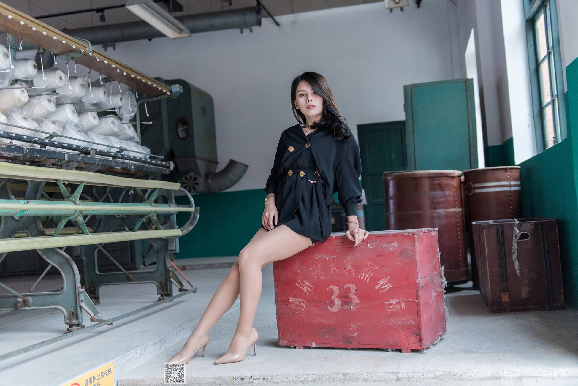 图片[100]-[SSA丝社]超清写真 NO.024 芷沫 高冷混血女王芷沫肉丝街拍[101P] – 速更版-美库