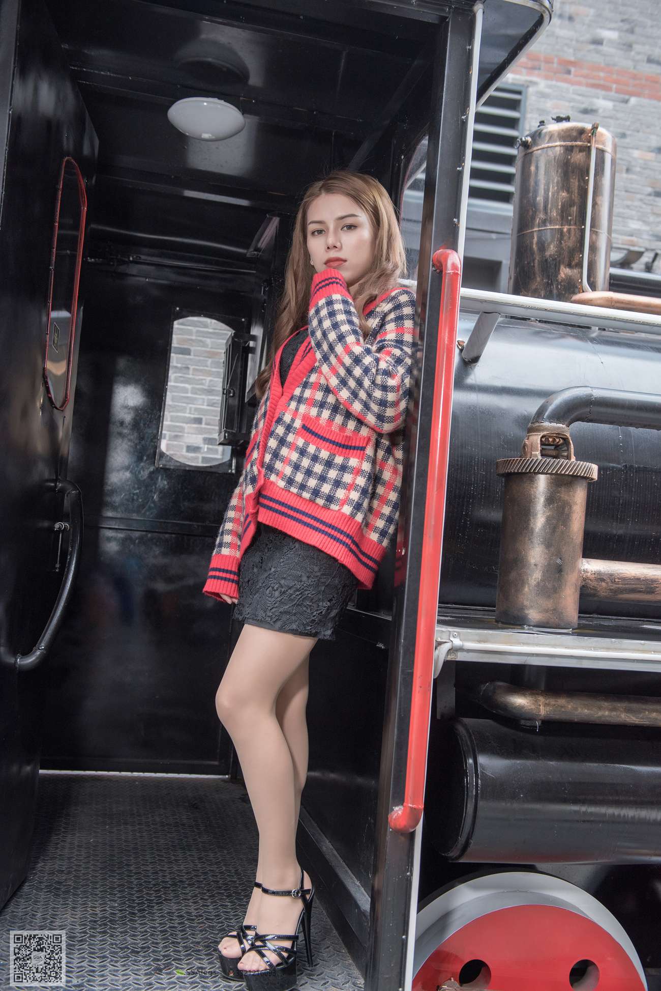 图片[78]-[SSA丝社]超清写真 NO.030 芷沫 混血美女芷沫街拍肉色丝袜[99P] – 速更版-美库