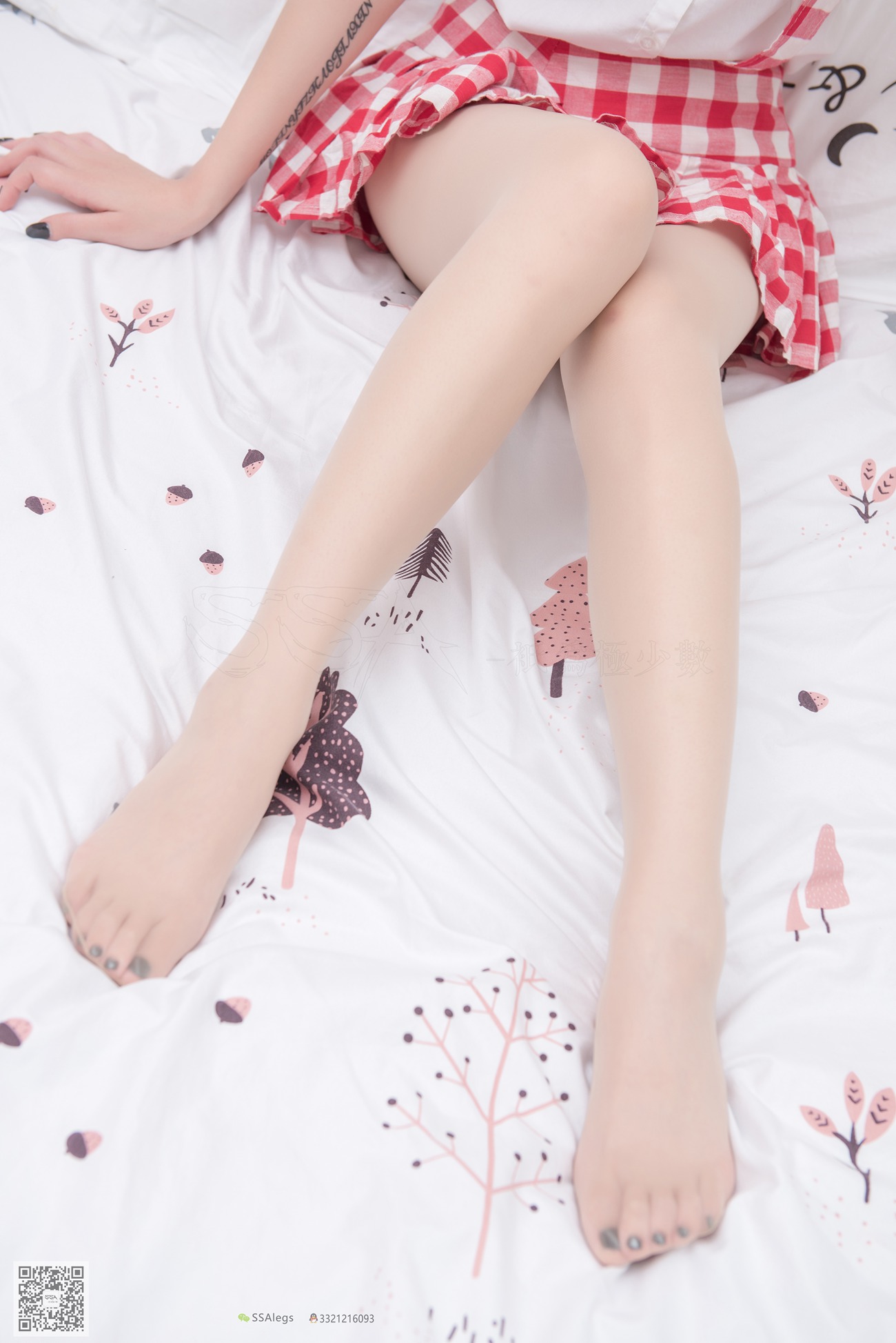 图片[83]-[SSA丝社]超清写真 NO.033 大大 红白格子齐臀超短裙肉丝[99P] – 速更版-美库