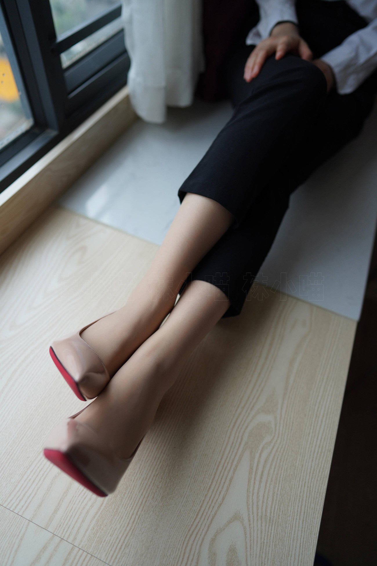 图片[30]-[kittyWawa袜小喵]KT284 窗台[88+1P] – 速更版-美库