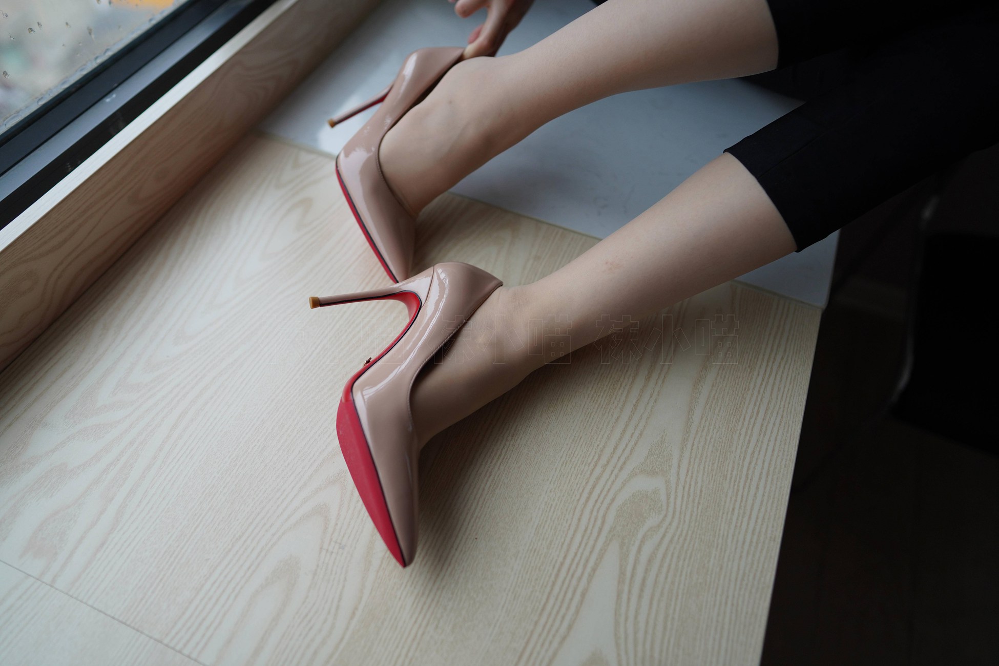 图片[32]-[kittyWawa袜小喵]KT284 窗台[88+1P] – 速更版-美库