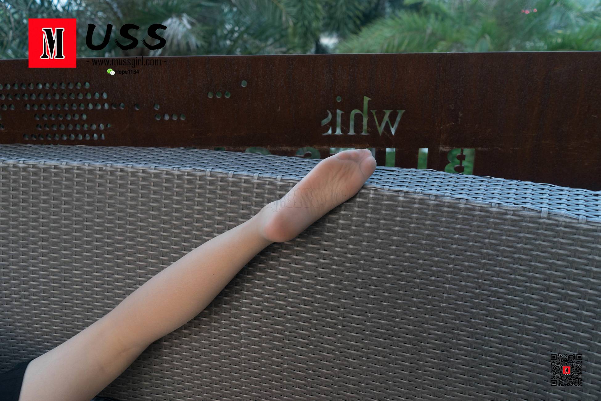 图片[37]-[MussGirl慕丝女郎]NO.066 第一次约拍穿丝袜小姐姐[96P] – 速更版-美库