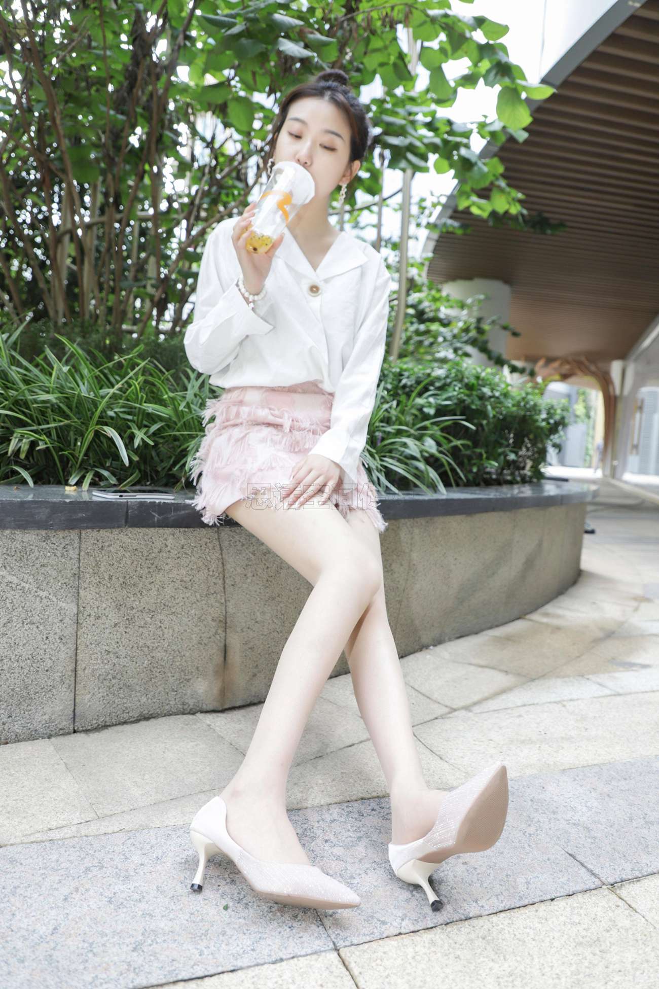 图片[24]-[SiHua思话]SJ029 露露 天台的秋日之丝[50P] – 速更版-美库