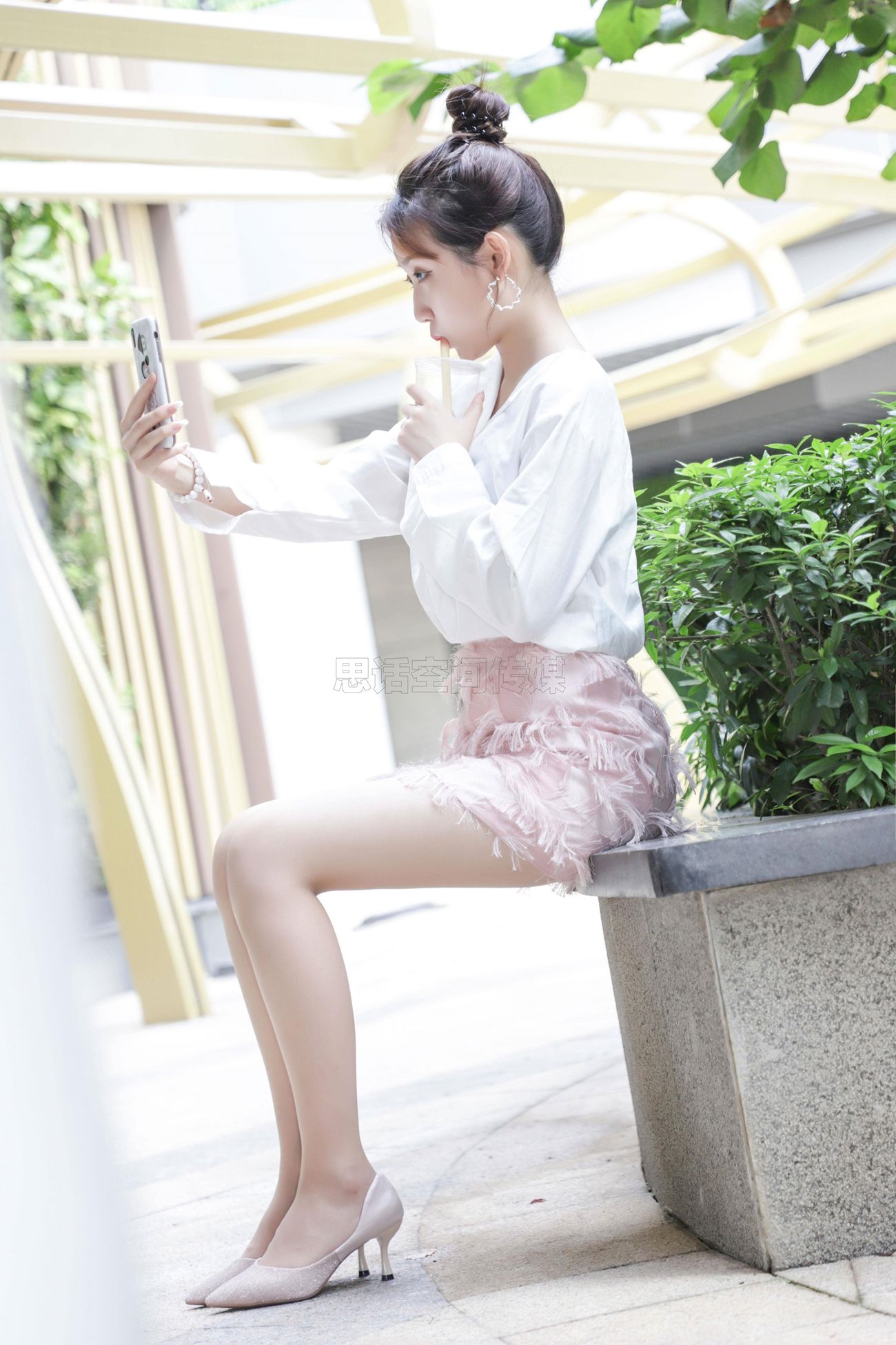 图片[30]-[SiHua思话]SJ029 露露 天台的秋日之丝[50P] – 速更版-美库