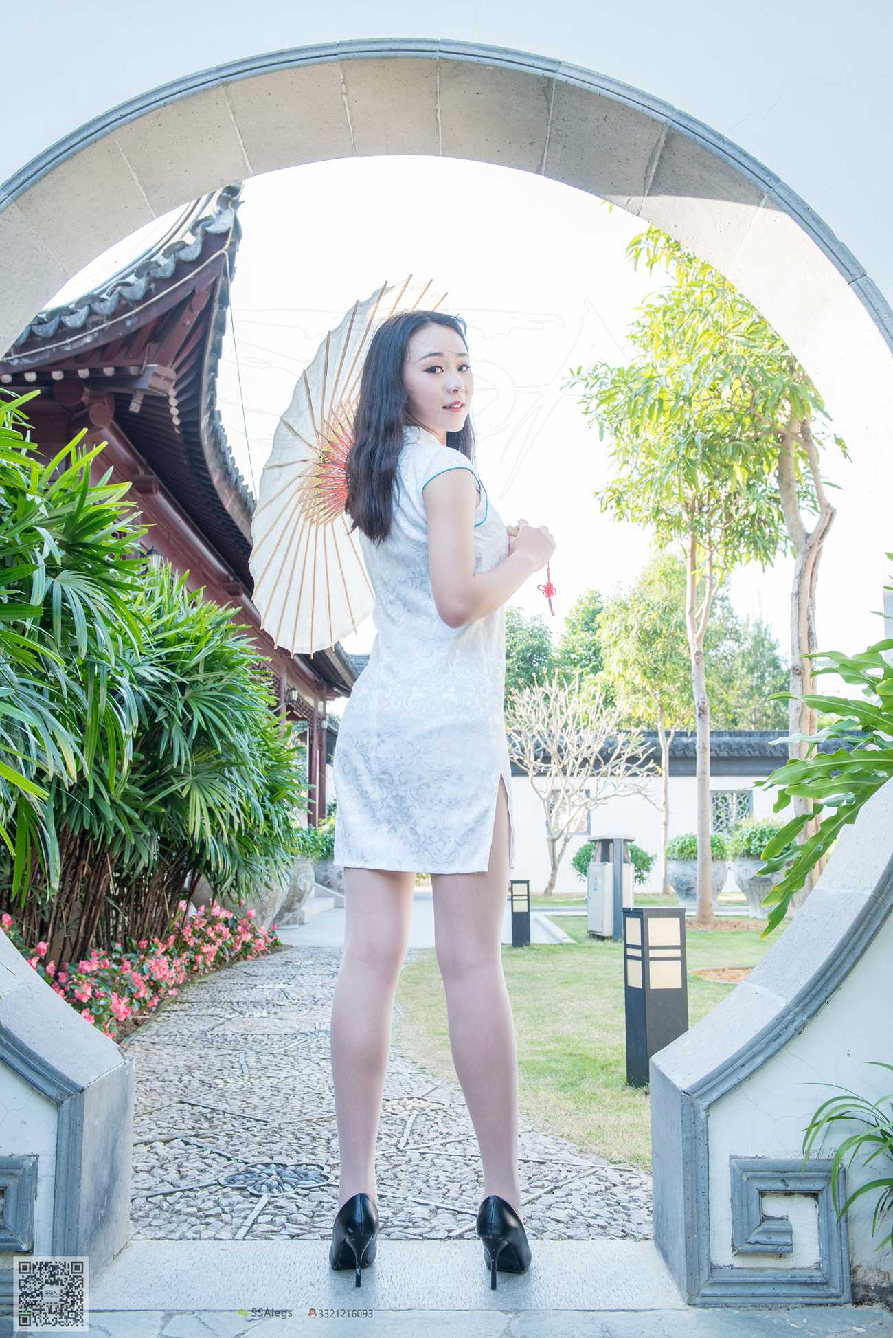 图片[14]-[SSA丝社]超清写真 NO.043 高姐云云 白色旗袍 肉丝古风摄影[99P] – 速更版-美库